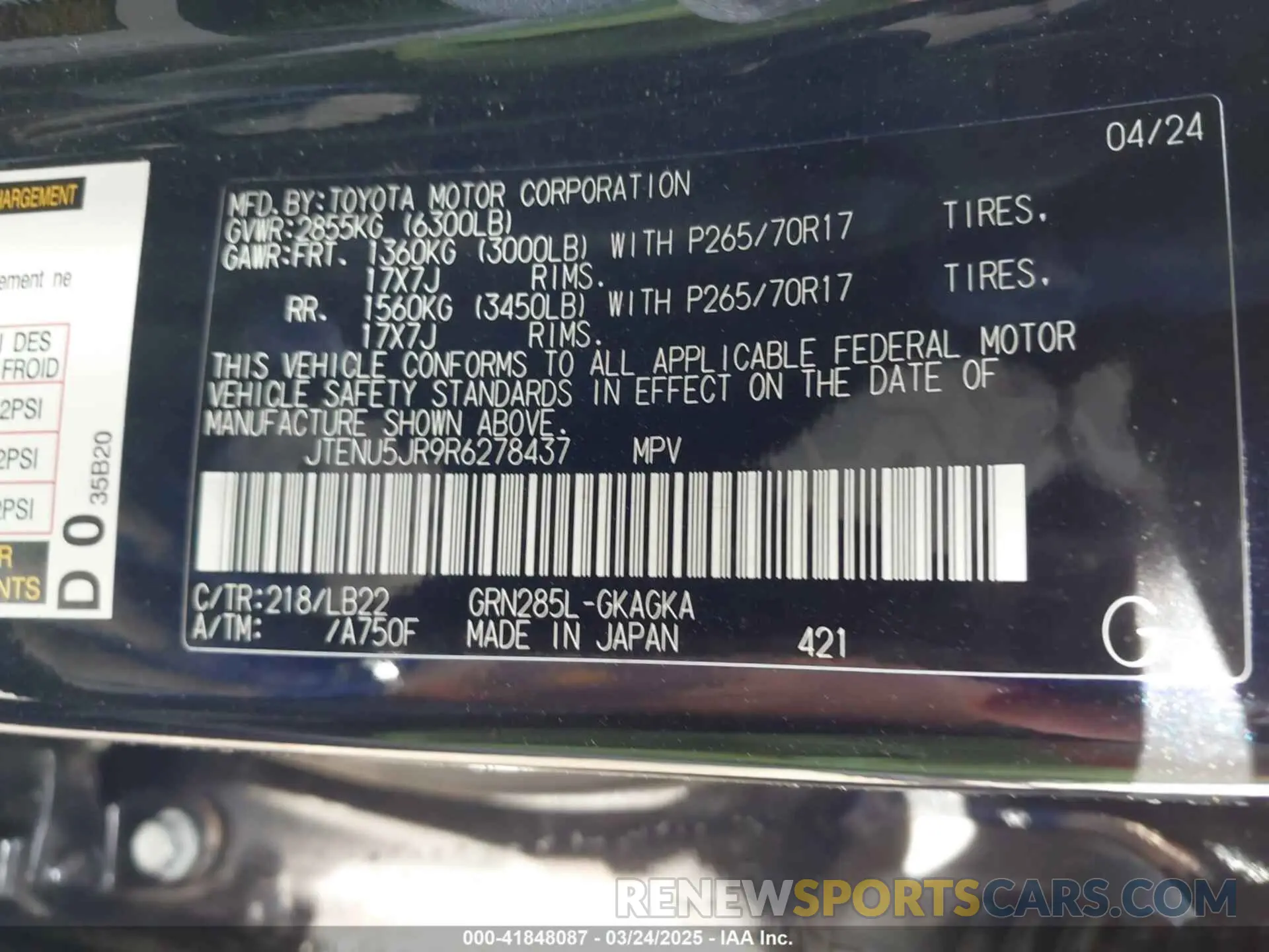 9 Photograph of a damaged car JTENU5JR9R6278437 TOYOTA 4RUNNER 2024