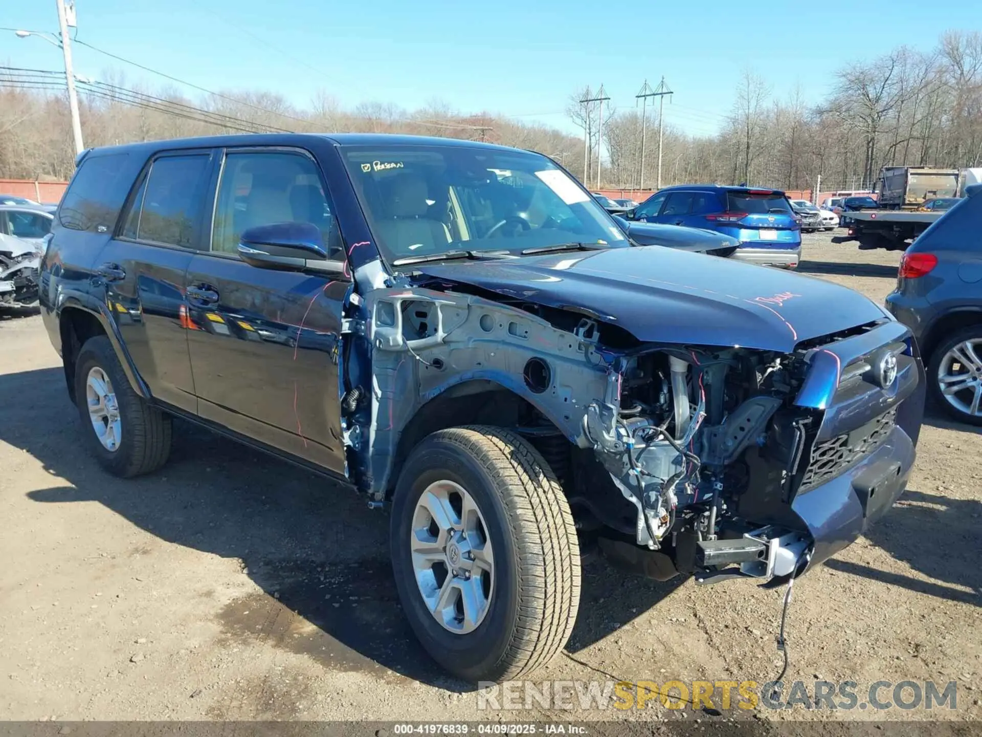18 Photograph of a damaged car JTENU5JR9R6287820 TOYOTA 4RUNNER 2024