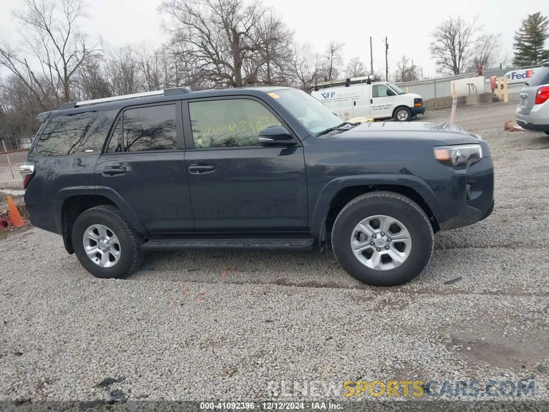 13 Photograph of a damaged car JTENU5JRXR6260853 TOYOTA 4RUNNER 2024