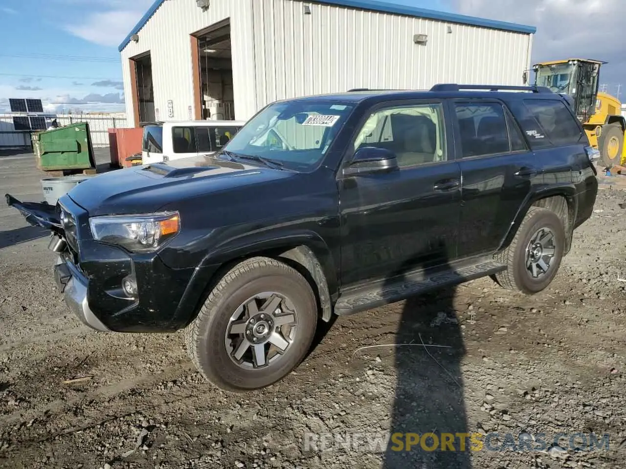 1 Photograph of a damaged car JTEPU5JR5R6285930 TOYOTA 4RUNNER 2024