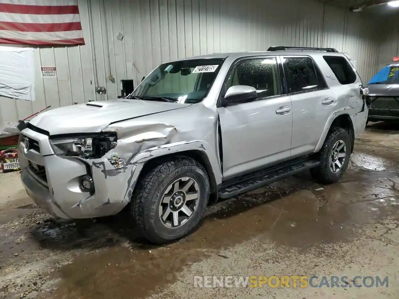 1 Photograph of a damaged car JTEPU5JR7R6238642 TOYOTA 4RUNNER 2024