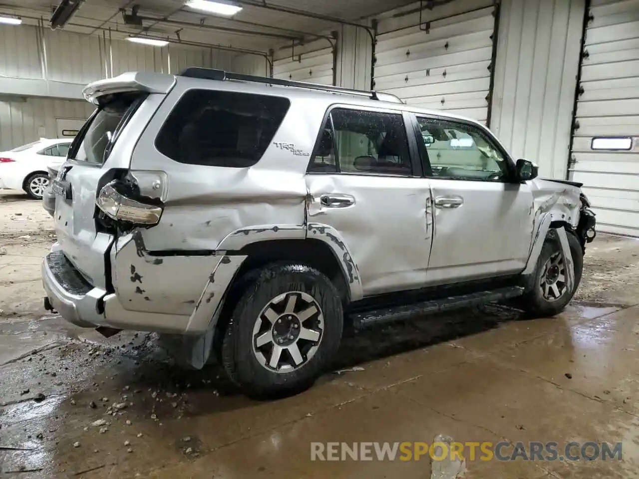 3 Photograph of a damaged car JTEPU5JR7R6238642 TOYOTA 4RUNNER 2024