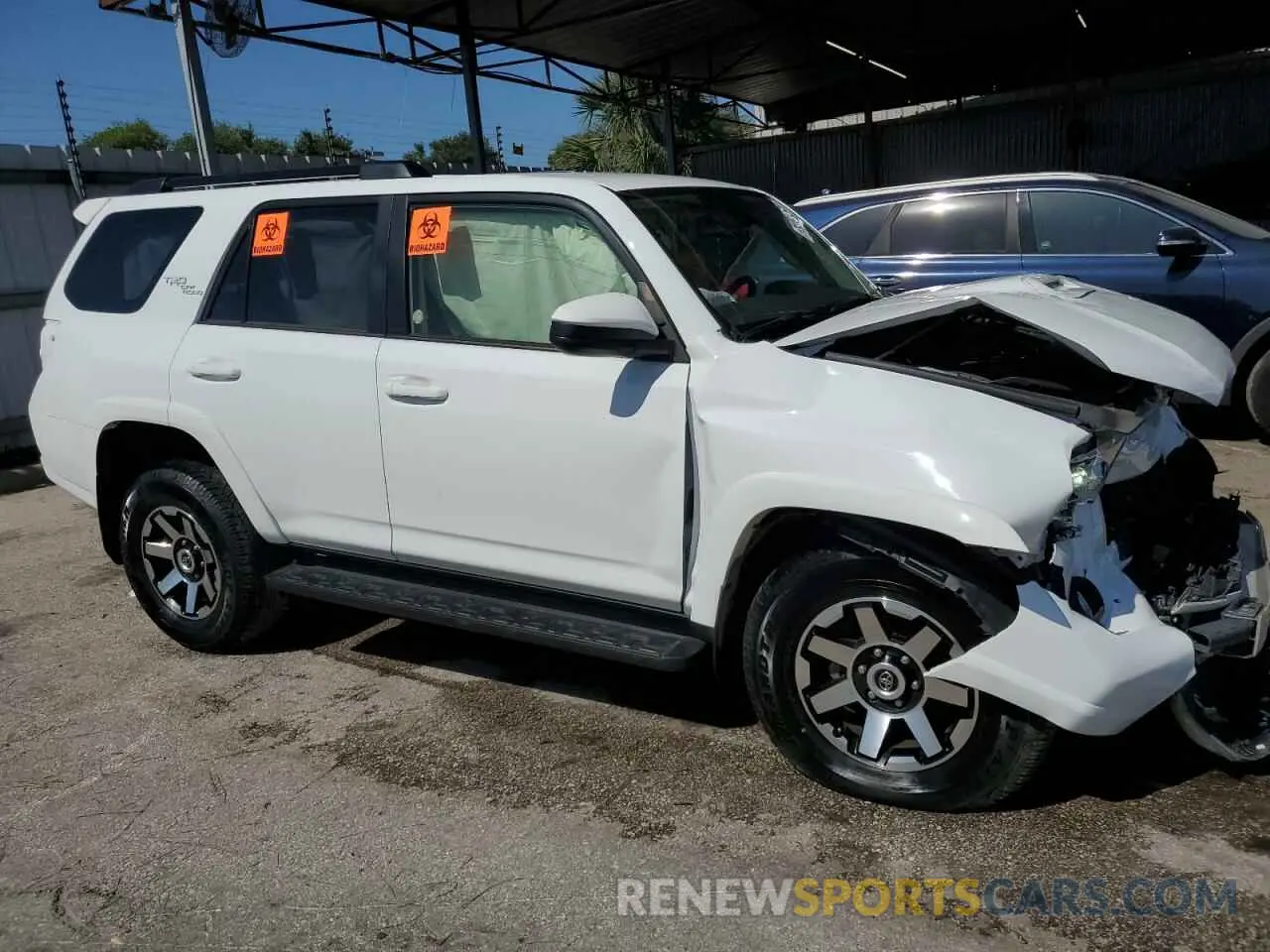 4 Photograph of a damaged car JTEPU5JR8R6235765 TOYOTA 4RUNNER 2024