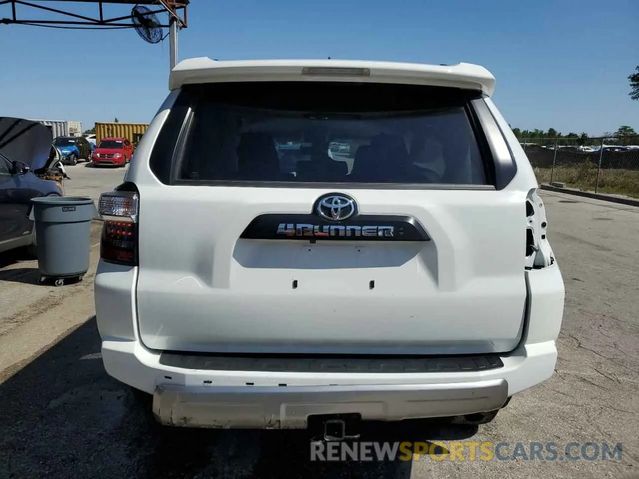 6 Photograph of a damaged car JTEPU5JR8R6235765 TOYOTA 4RUNNER 2024