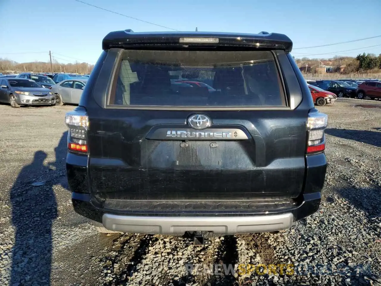 6 Photograph of a damaged car JTEPU5JRXR6271523 TOYOTA 4RUNNER 2024