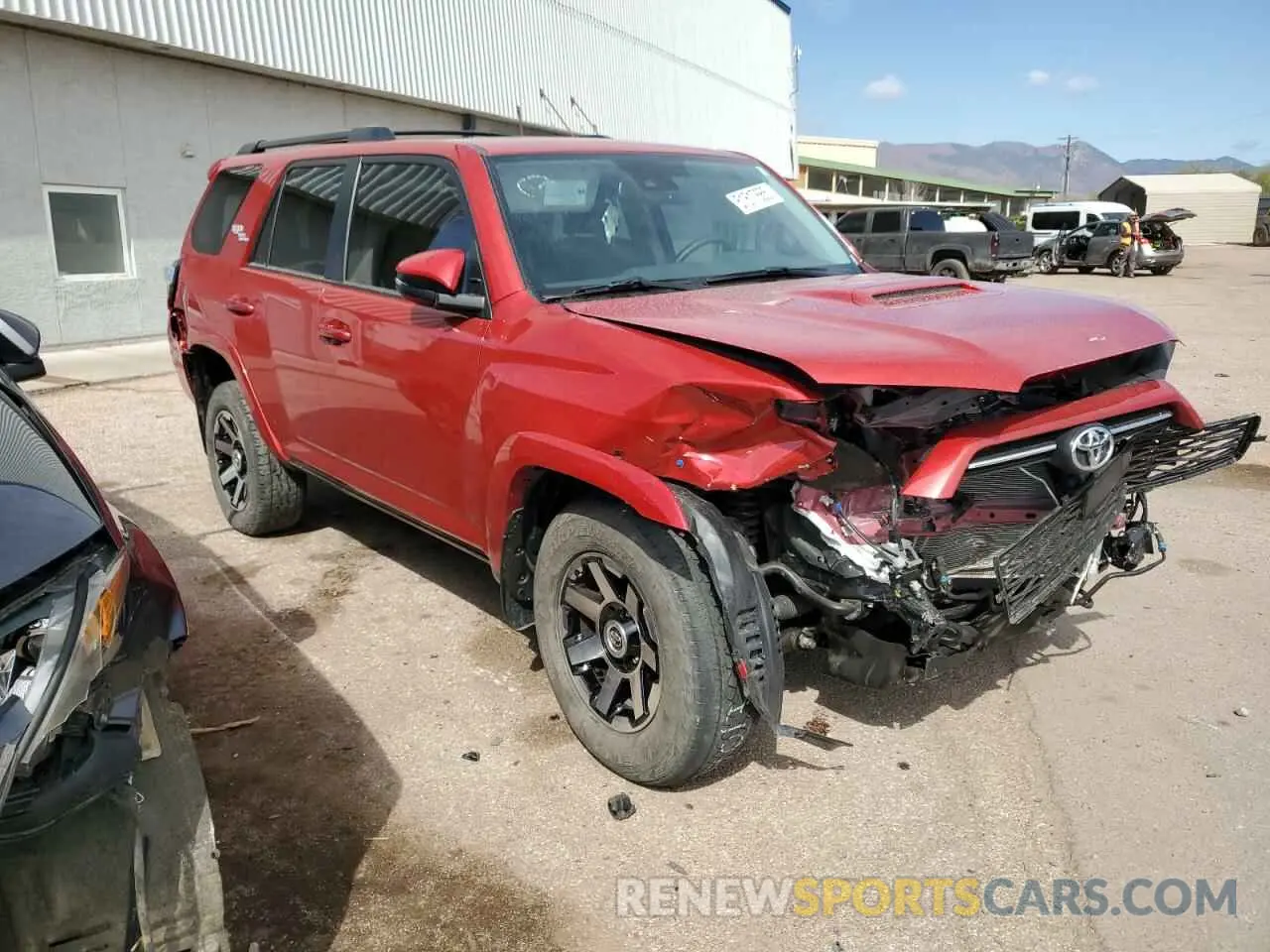 4 Photograph of a damaged car JTERU5JR0R6282992 TOYOTA 4RUNNER 2024