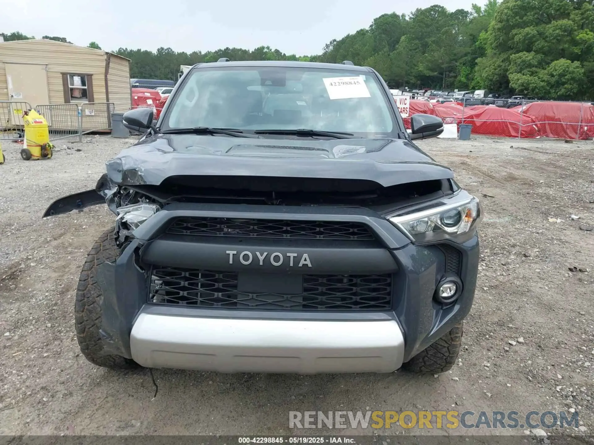 12 Photograph of a damaged car JTERU5JR0R6287612 TOYOTA 4RUNNER 2024