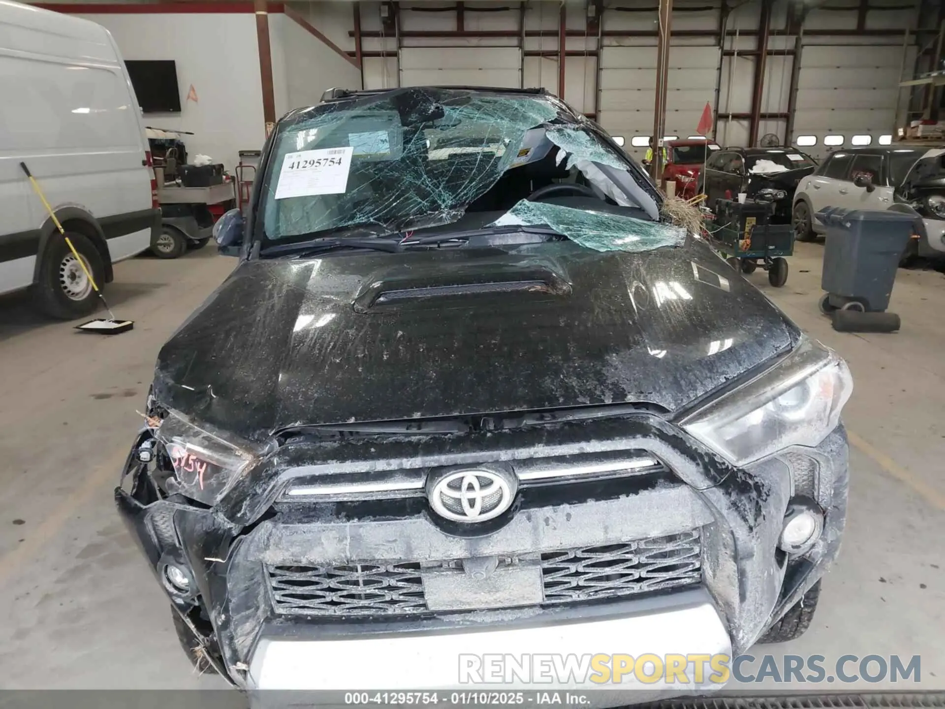 12 Photograph of a damaged car JTERU5JR2R6258435 TOYOTA 4RUNNER 2024
