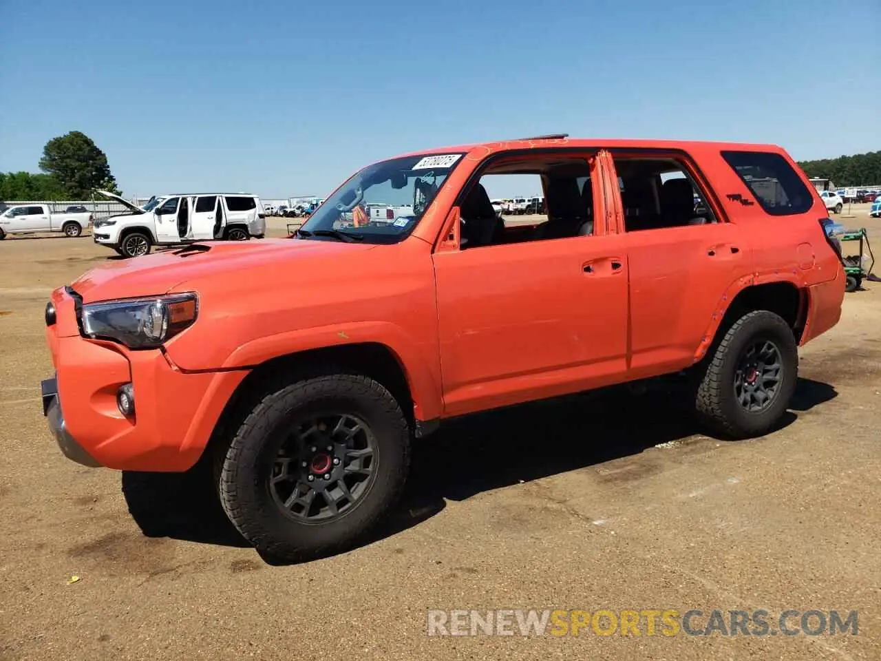1 Photograph of a damaged car JTERU5JR3R6301177 TOYOTA 4RUNNER 2024
