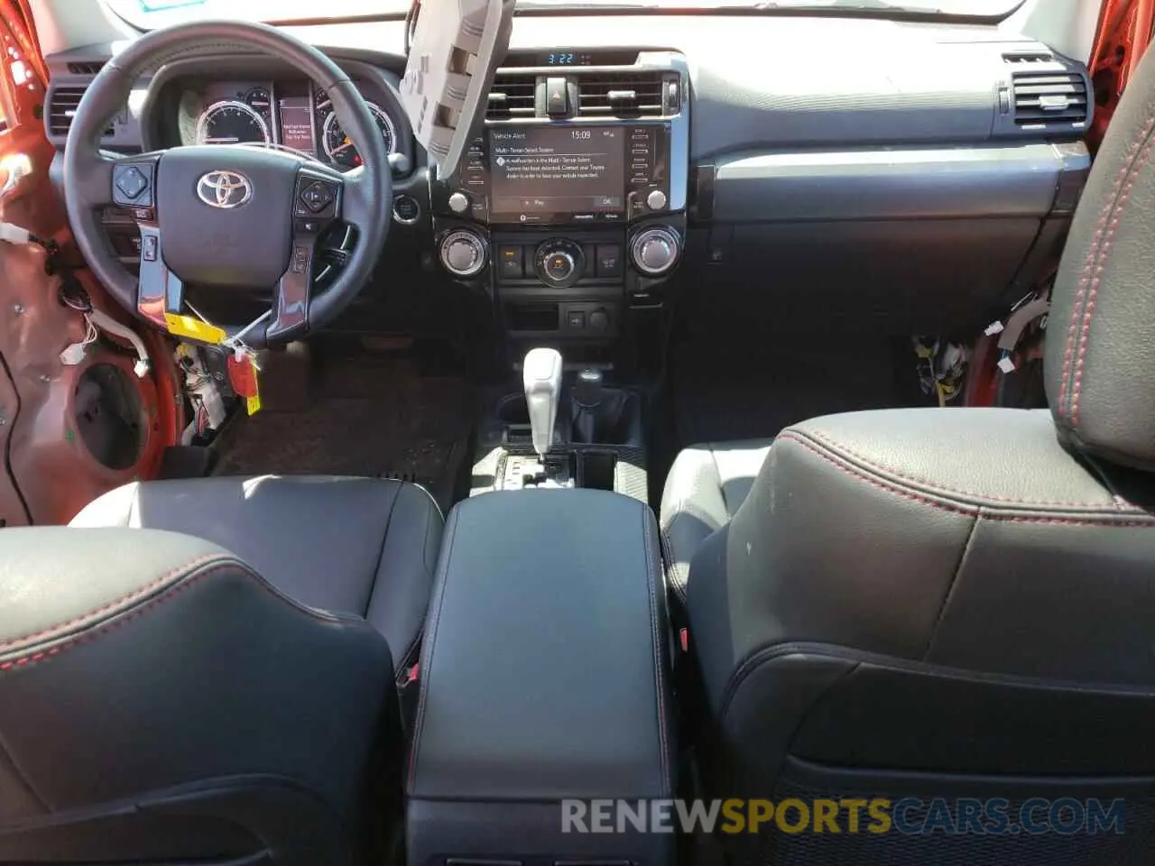8 Photograph of a damaged car JTERU5JR3R6301177 TOYOTA 4RUNNER 2024