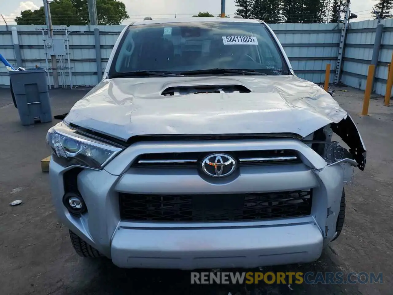 5 Photograph of a damaged car JTERU5JR4R6216834 TOYOTA 4RUNNER 2024