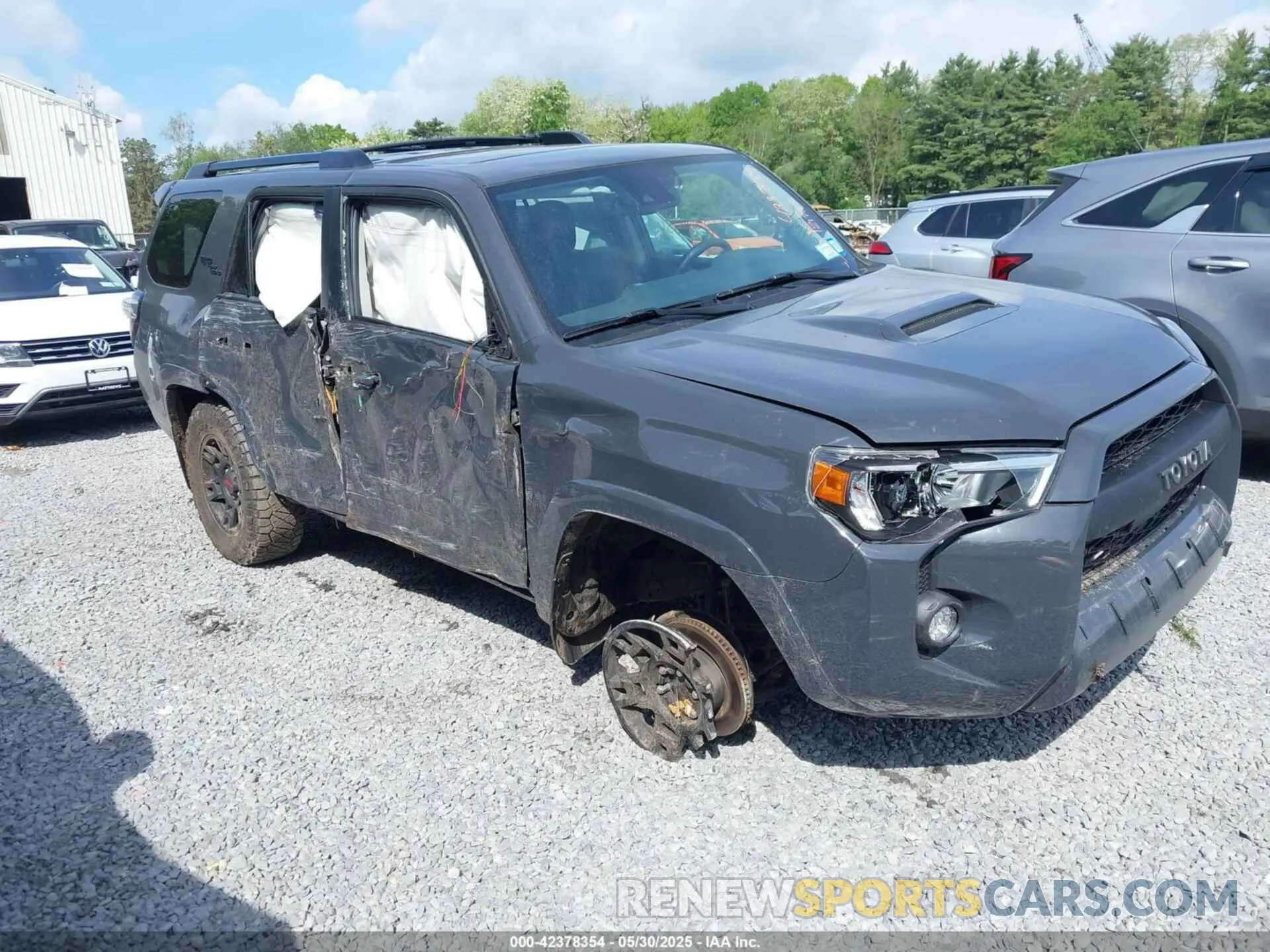 1 Photograph of a damaged car JTERU5JR4R6265743 TOYOTA 4RUNNER 2024