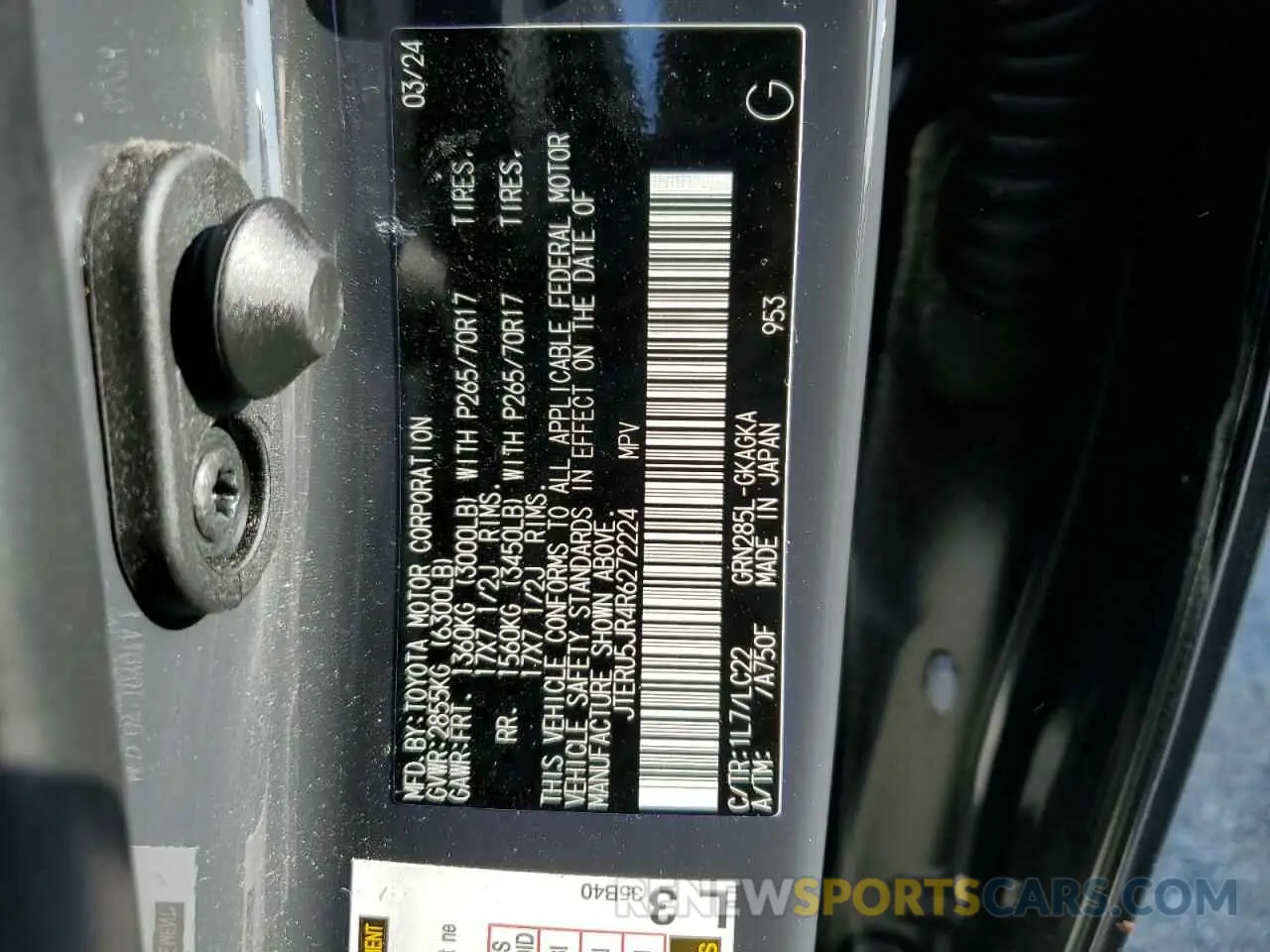 14 Photograph of a damaged car JTERU5JR4R6272224 TOYOTA 4RUNNER 2024