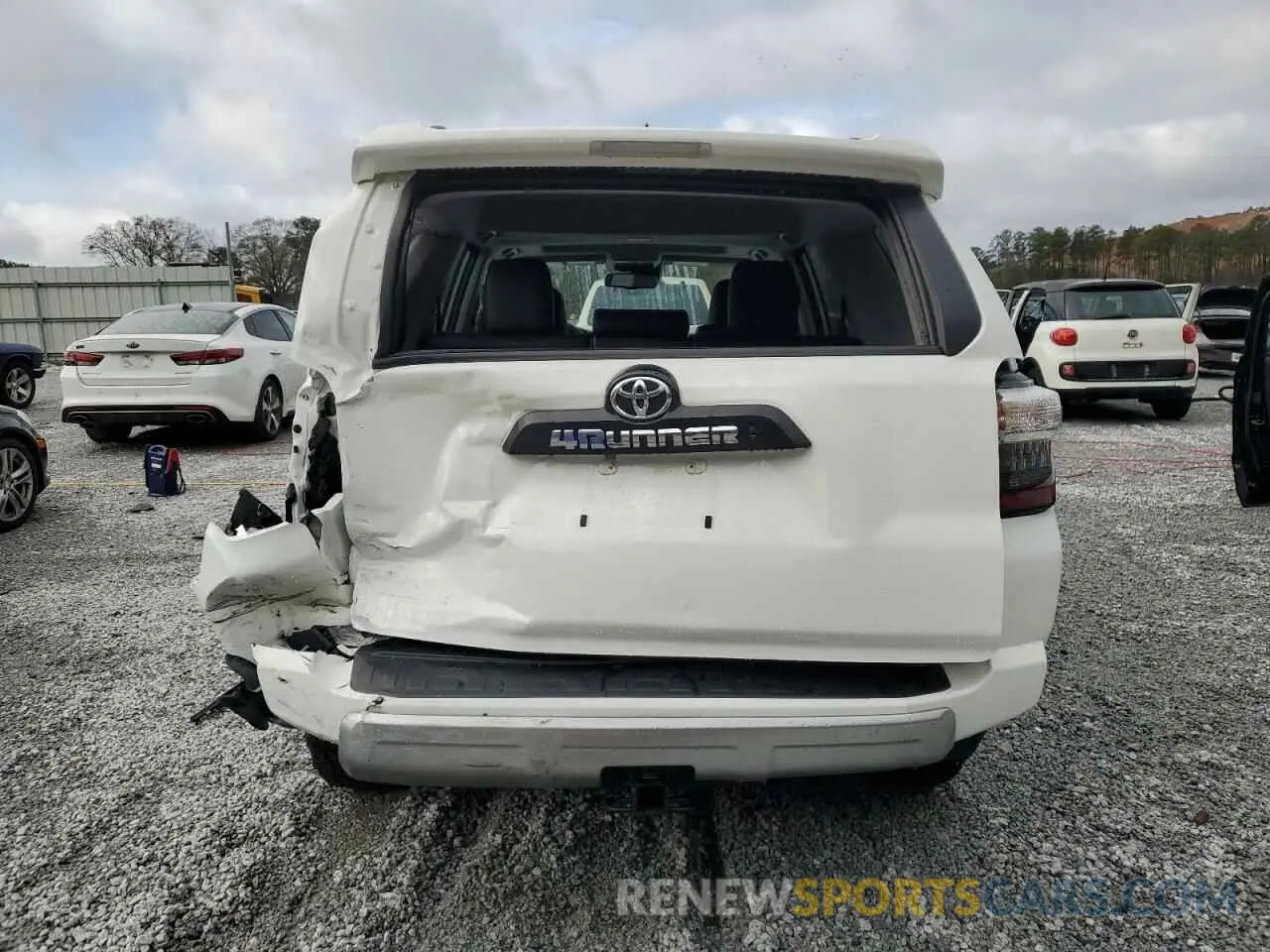 6 Photograph of a damaged car JTERU5JR5R6217135 TOYOTA 4RUNNER 2024