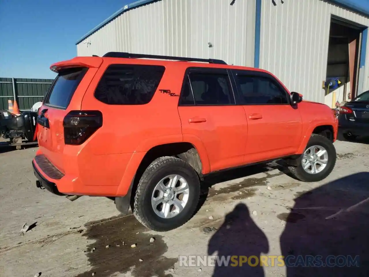 3 Photograph of a damaged car JTERU5JR5R6253116 TOYOTA 4RUNNER 2024