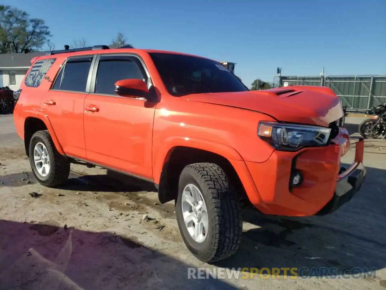 4 Photograph of a damaged car JTERU5JR5R6253116 TOYOTA 4RUNNER 2024