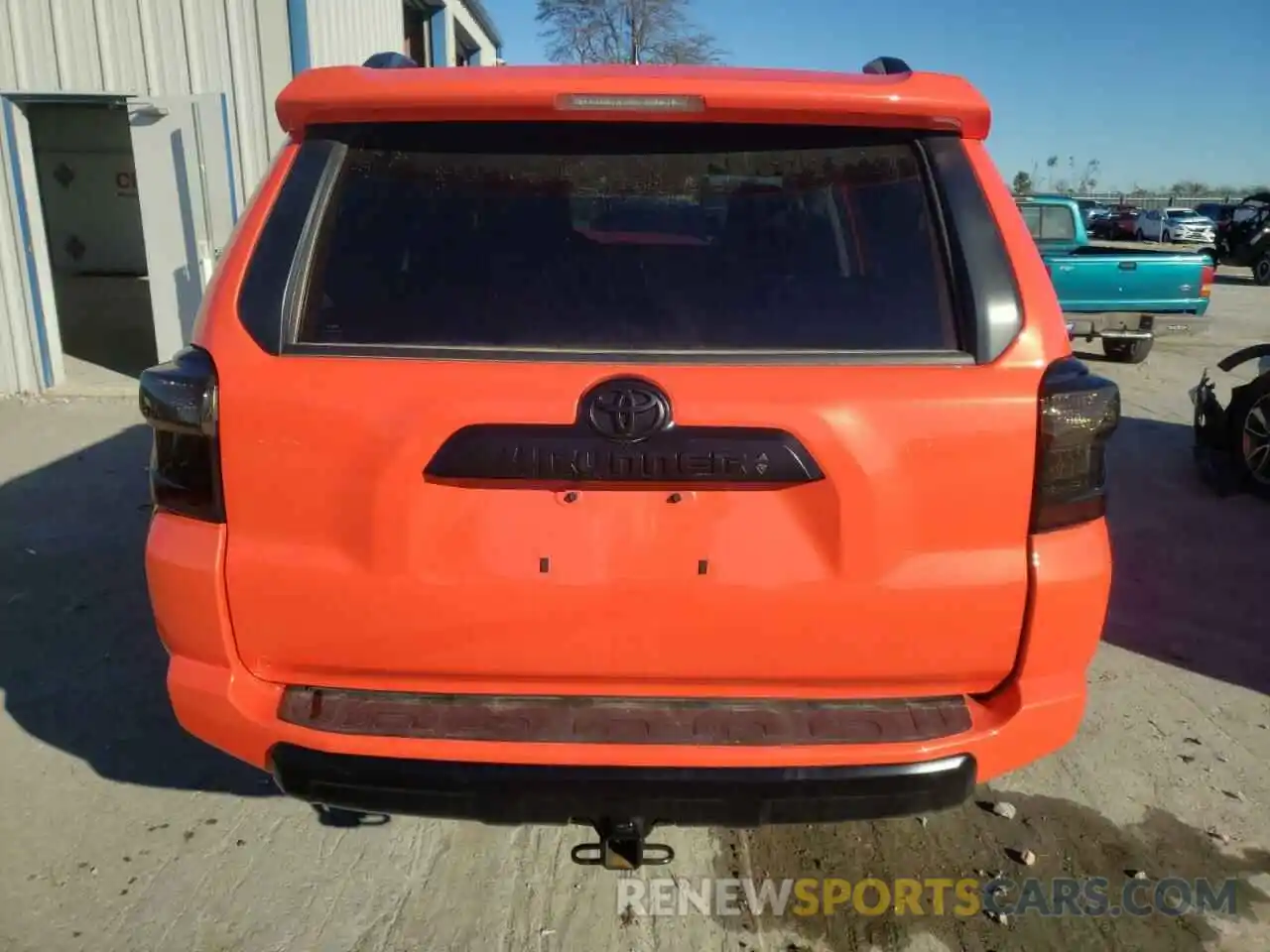 6 Photograph of a damaged car JTERU5JR5R6253116 TOYOTA 4RUNNER 2024