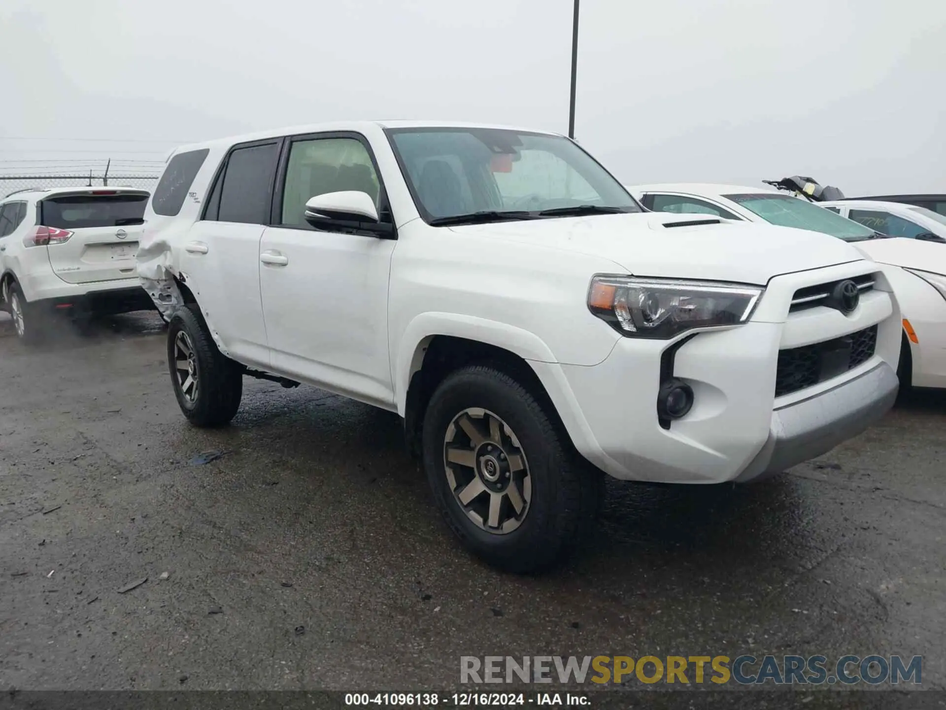 1 Photograph of a damaged car JTERU5JR5R6267713 TOYOTA 4RUNNER 2024