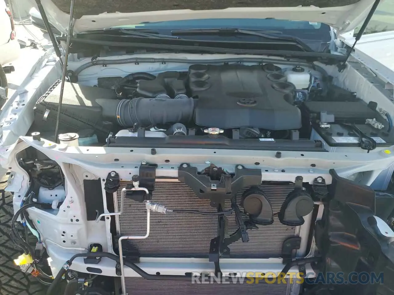 12 Photograph of a damaged car JTERU5JR5R6273494 TOYOTA 4RUNNER 2024