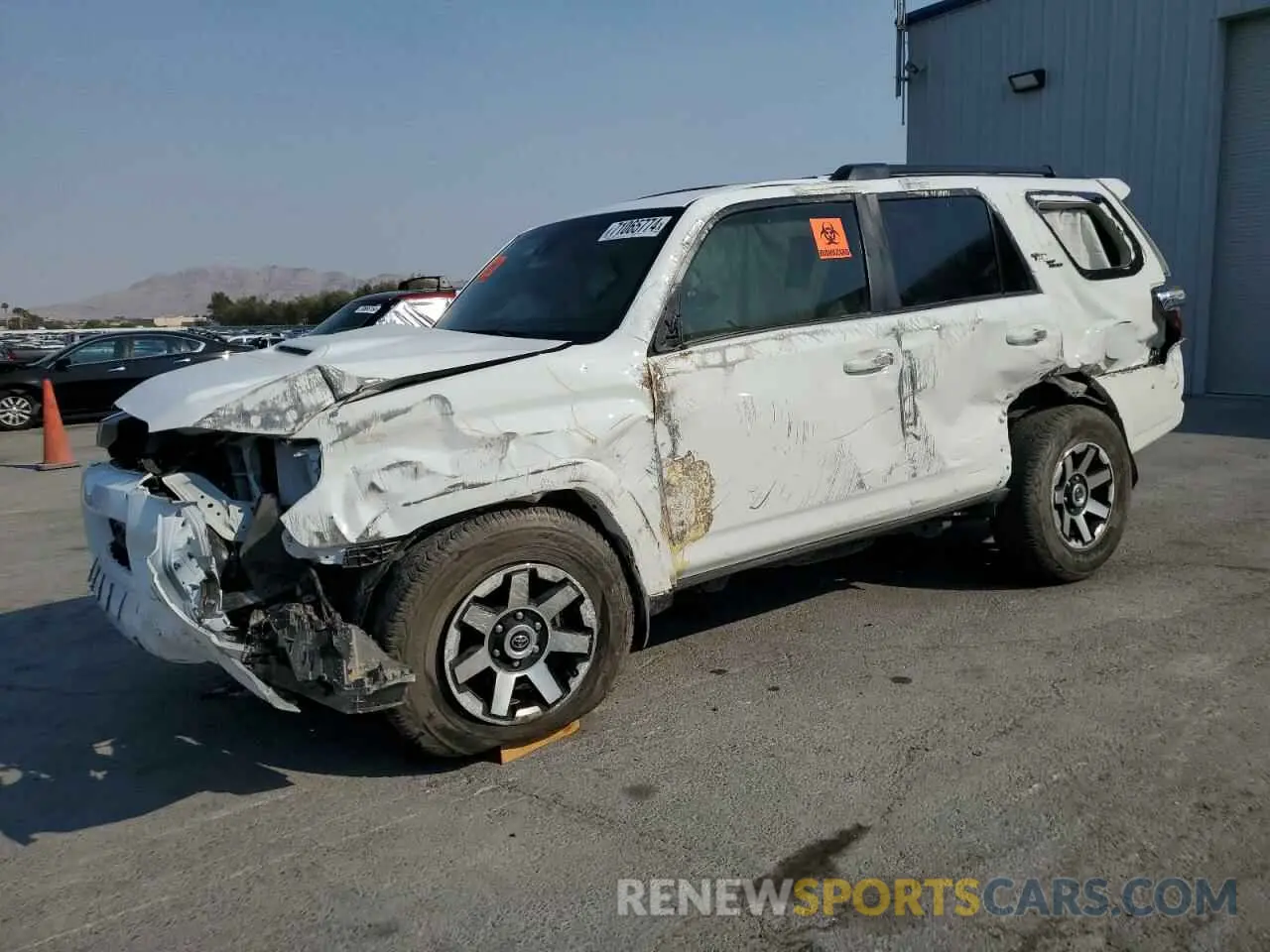 1 Photograph of a damaged car JTERU5JR6R6215362 TOYOTA 4RUNNER 2024