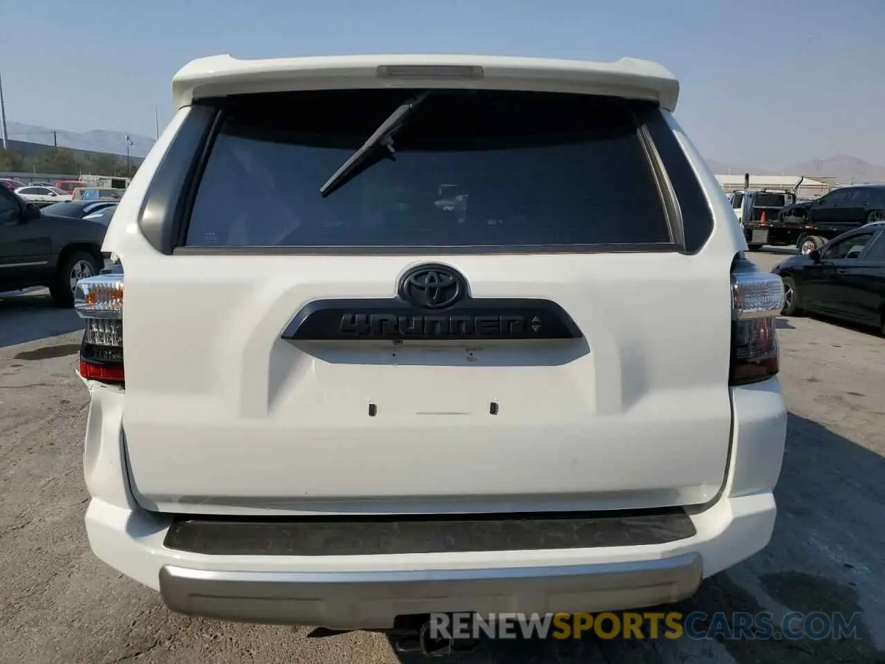 6 Photograph of a damaged car JTERU5JR6R6215362 TOYOTA 4RUNNER 2024