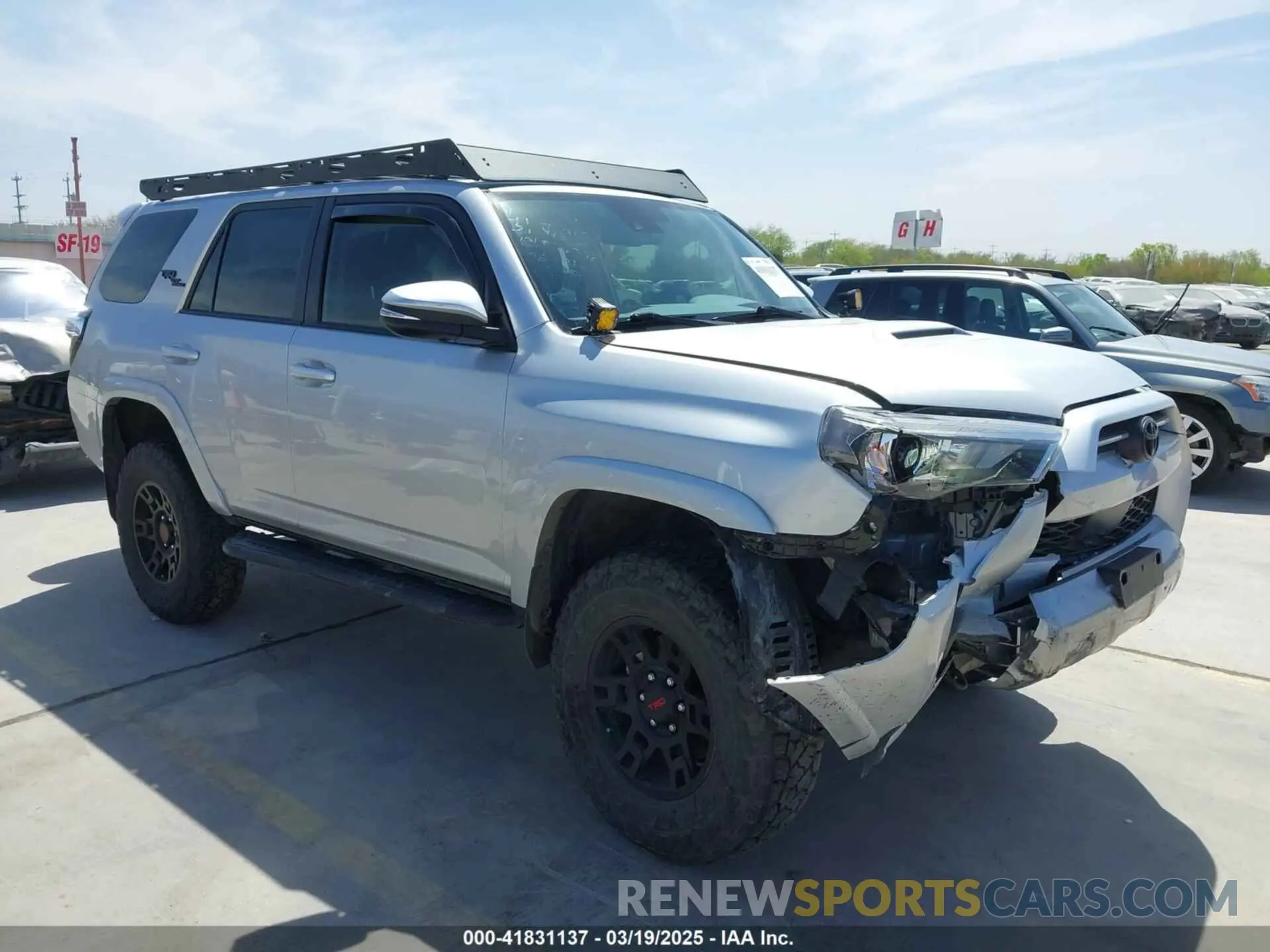 1 Photograph of a damaged car JTERU5JR7R6256681 TOYOTA 4RUNNER 2024