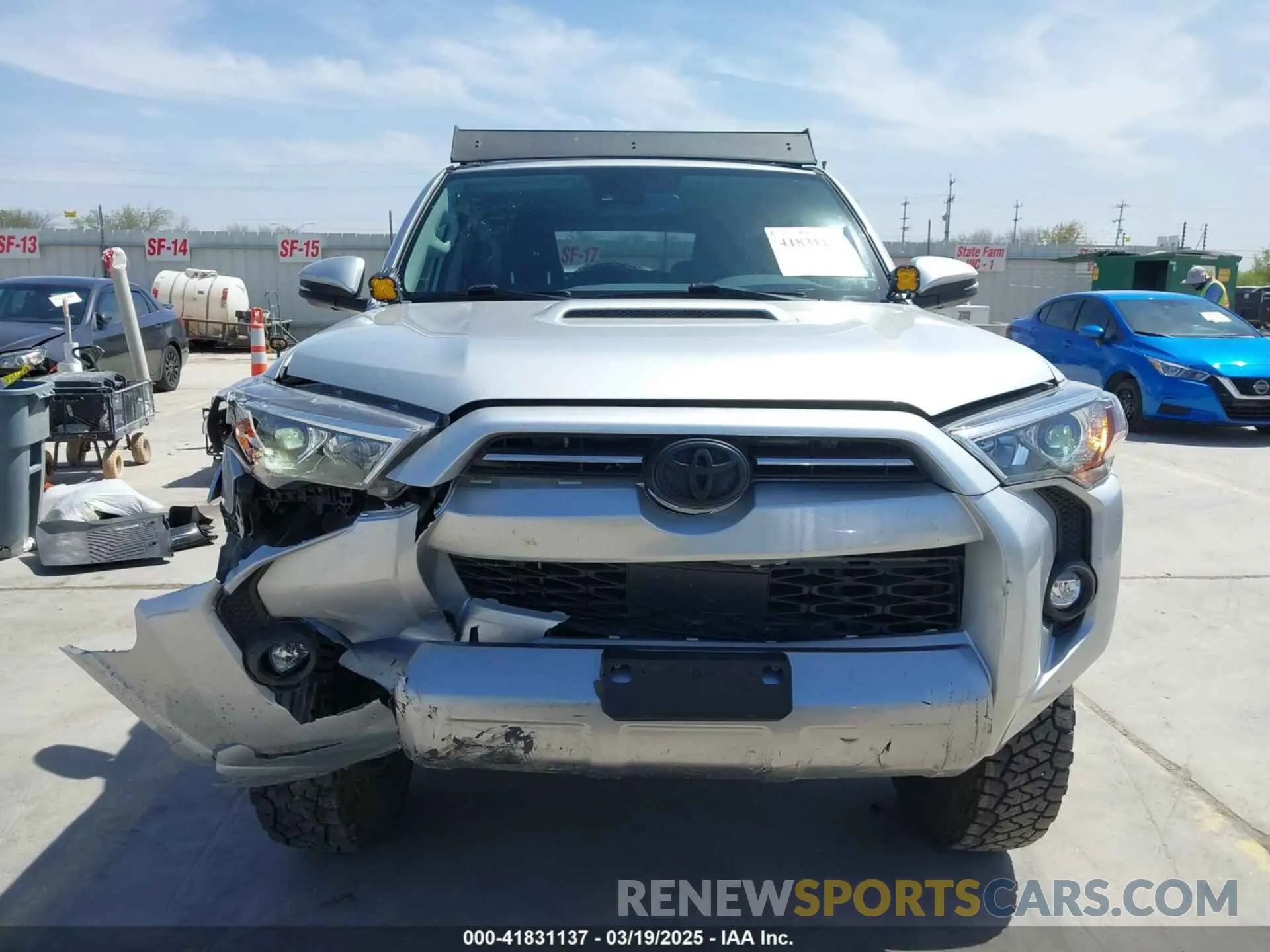12 Photograph of a damaged car JTERU5JR7R6256681 TOYOTA 4RUNNER 2024