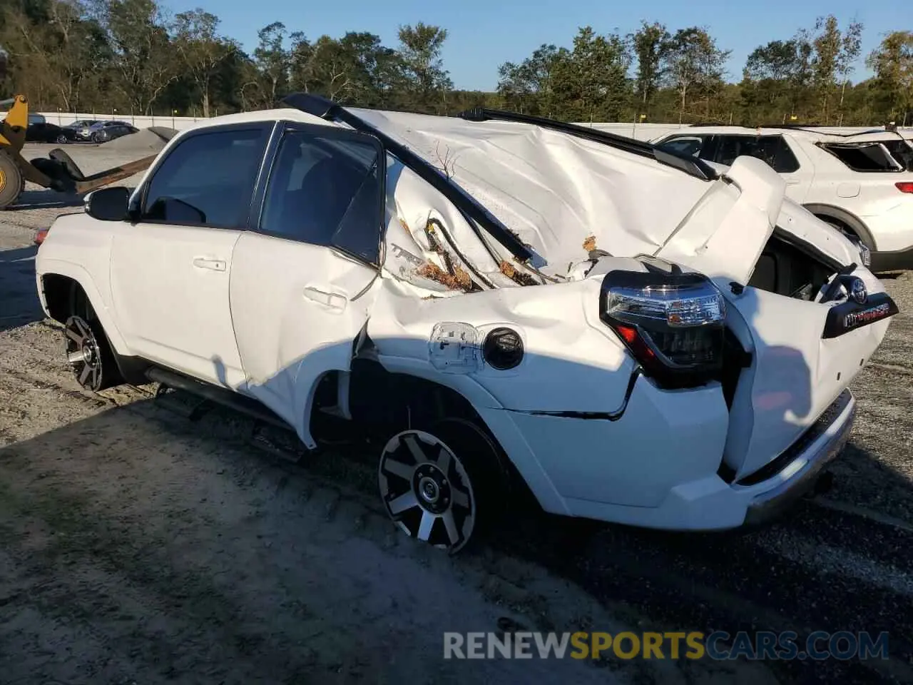 2 Photograph of a damaged car JTERU5JR8R6302390 TOYOTA 4RUNNER 2024
