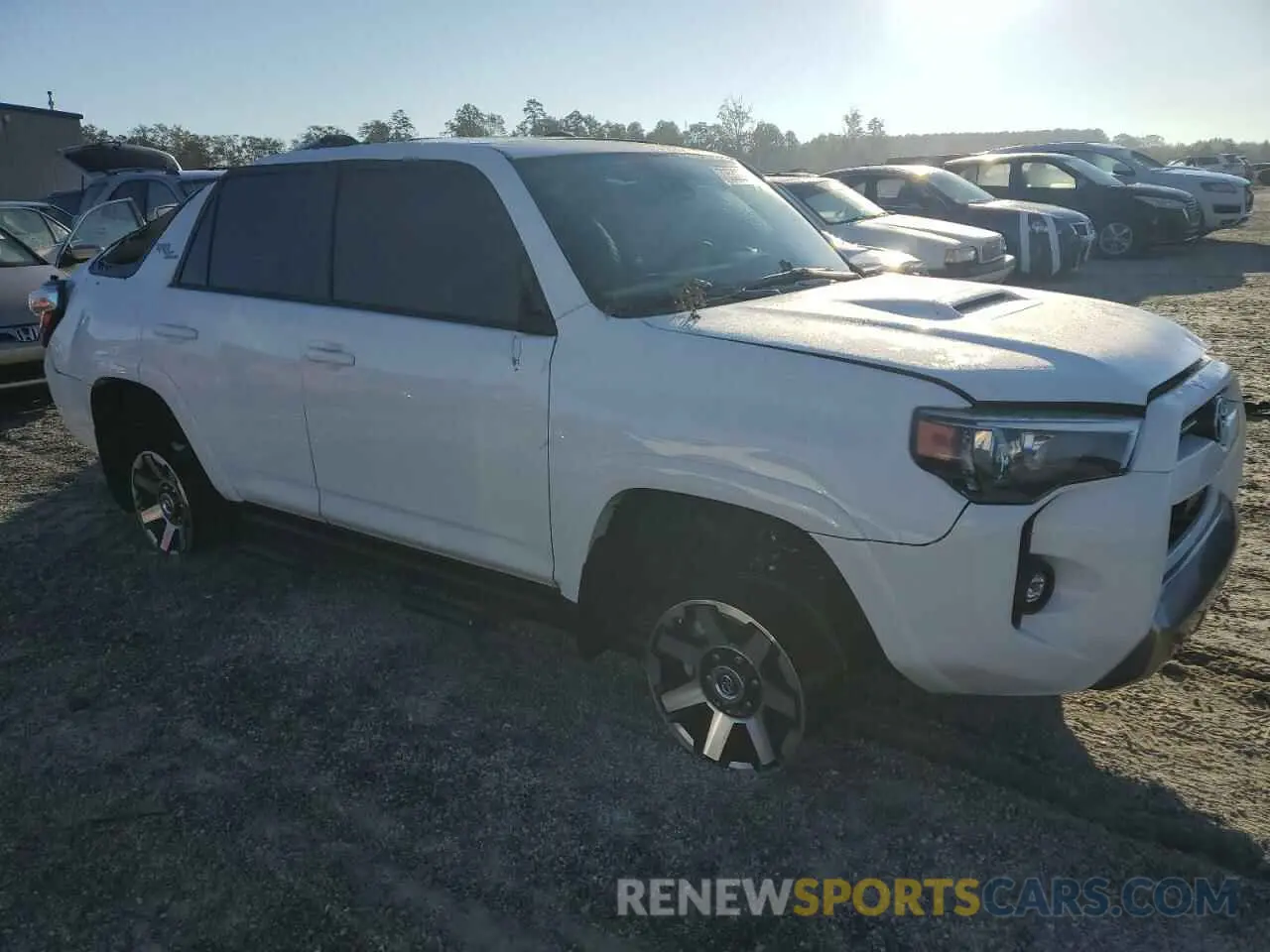 4 Photograph of a damaged car JTERU5JR8R6302390 TOYOTA 4RUNNER 2024