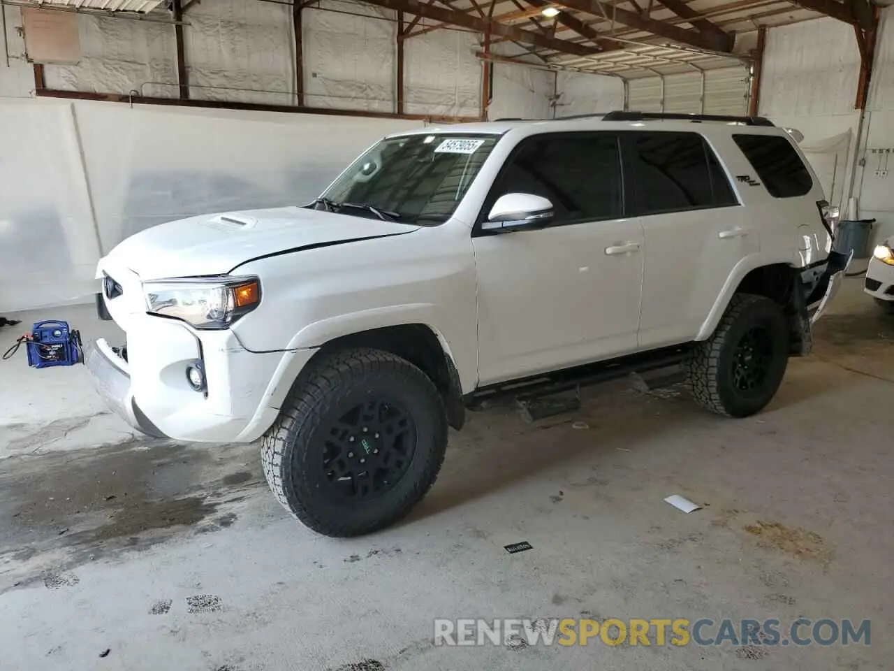 1 Photograph of a damaged car JTERU5JR9R6296552 TOYOTA 4RUNNER 2024