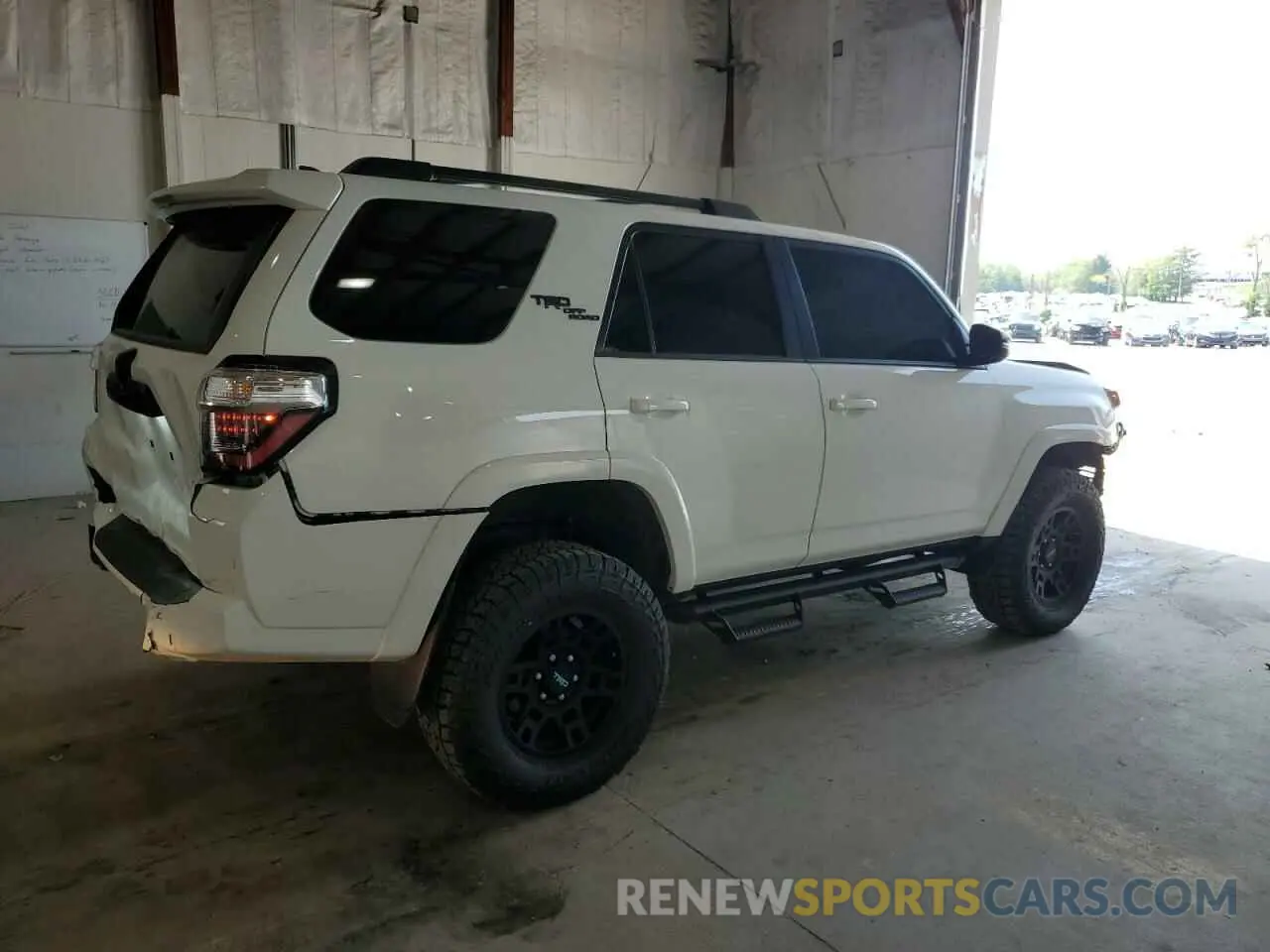3 Photograph of a damaged car JTERU5JR9R6296552 TOYOTA 4RUNNER 2024