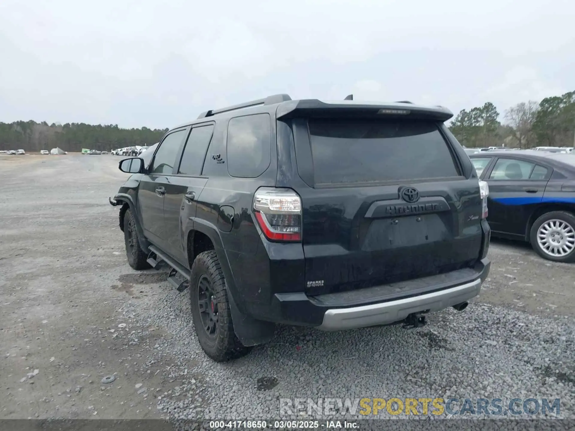 3 Photograph of a damaged car JTERU5JR9R6297829 TOYOTA 4RUNNER 2024