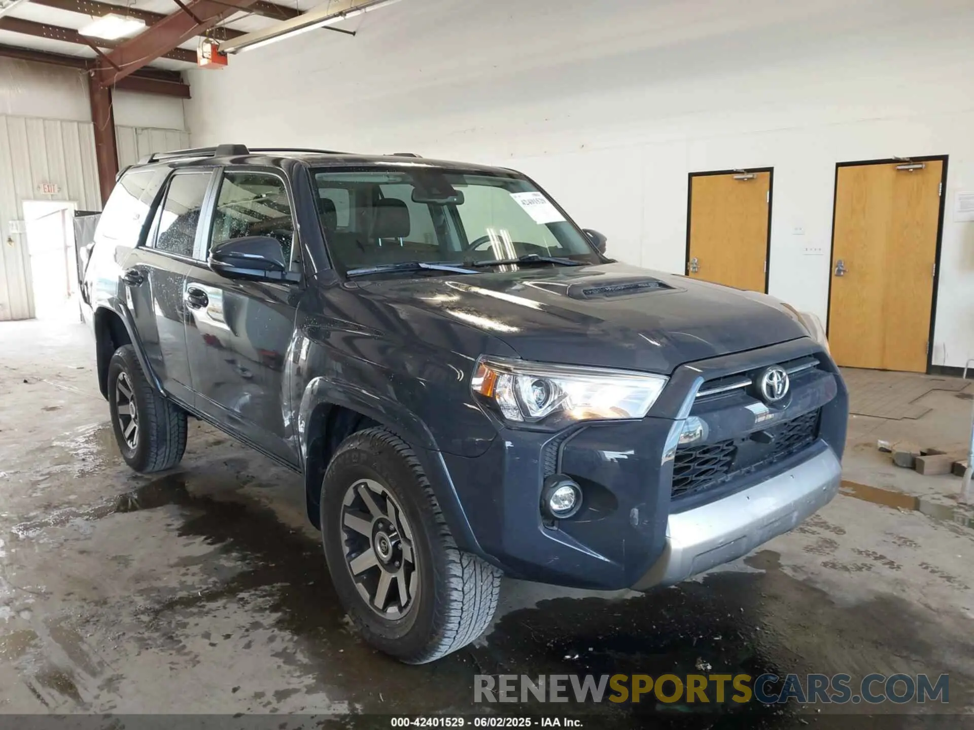1 Photograph of a damaged car JTERU5JRXR6253290 TOYOTA 4RUNNER 2024