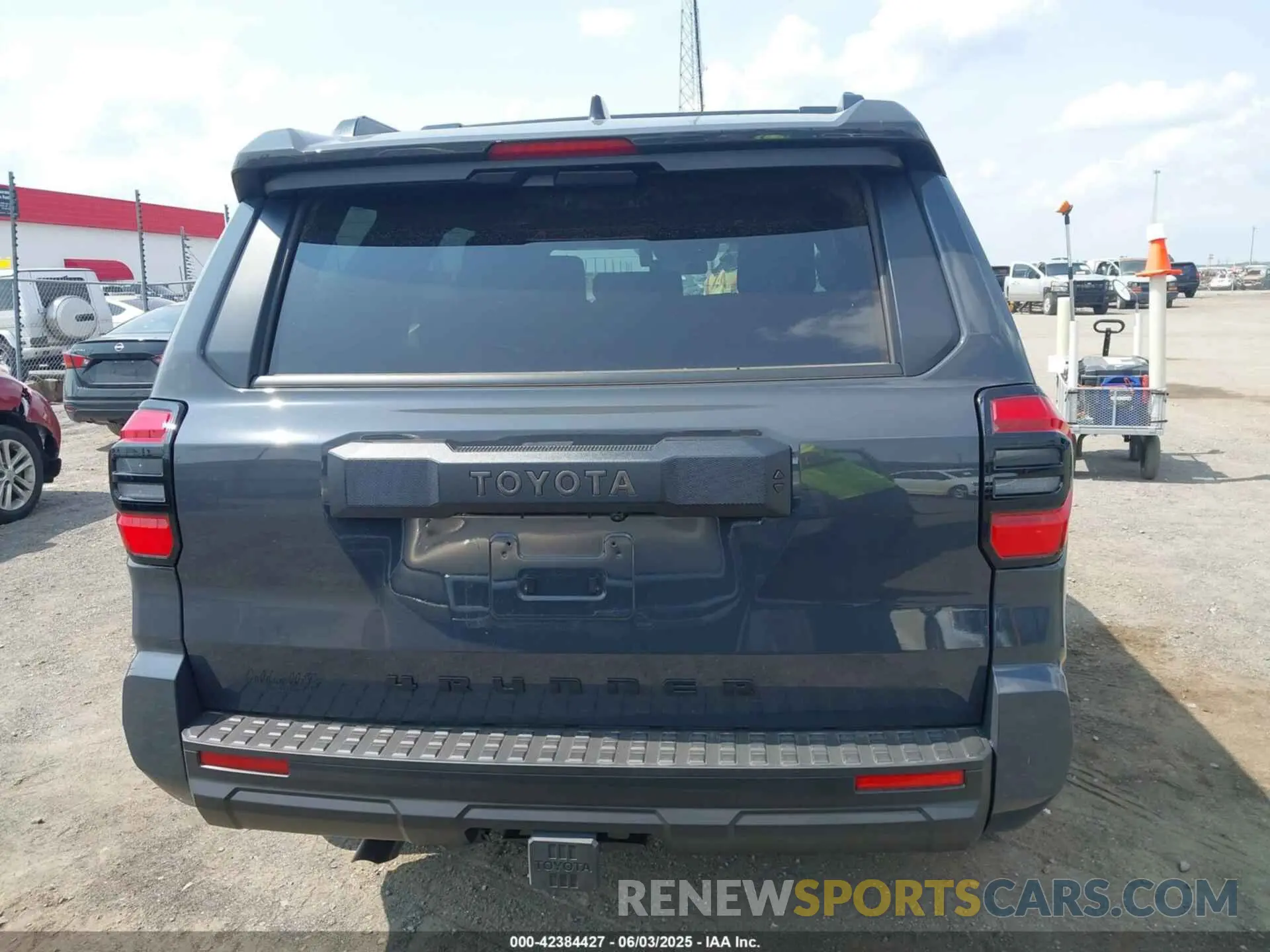 16 Photograph of a damaged car JTEVA5BR0S5008869 TOYOTA 4RUNNER 2025