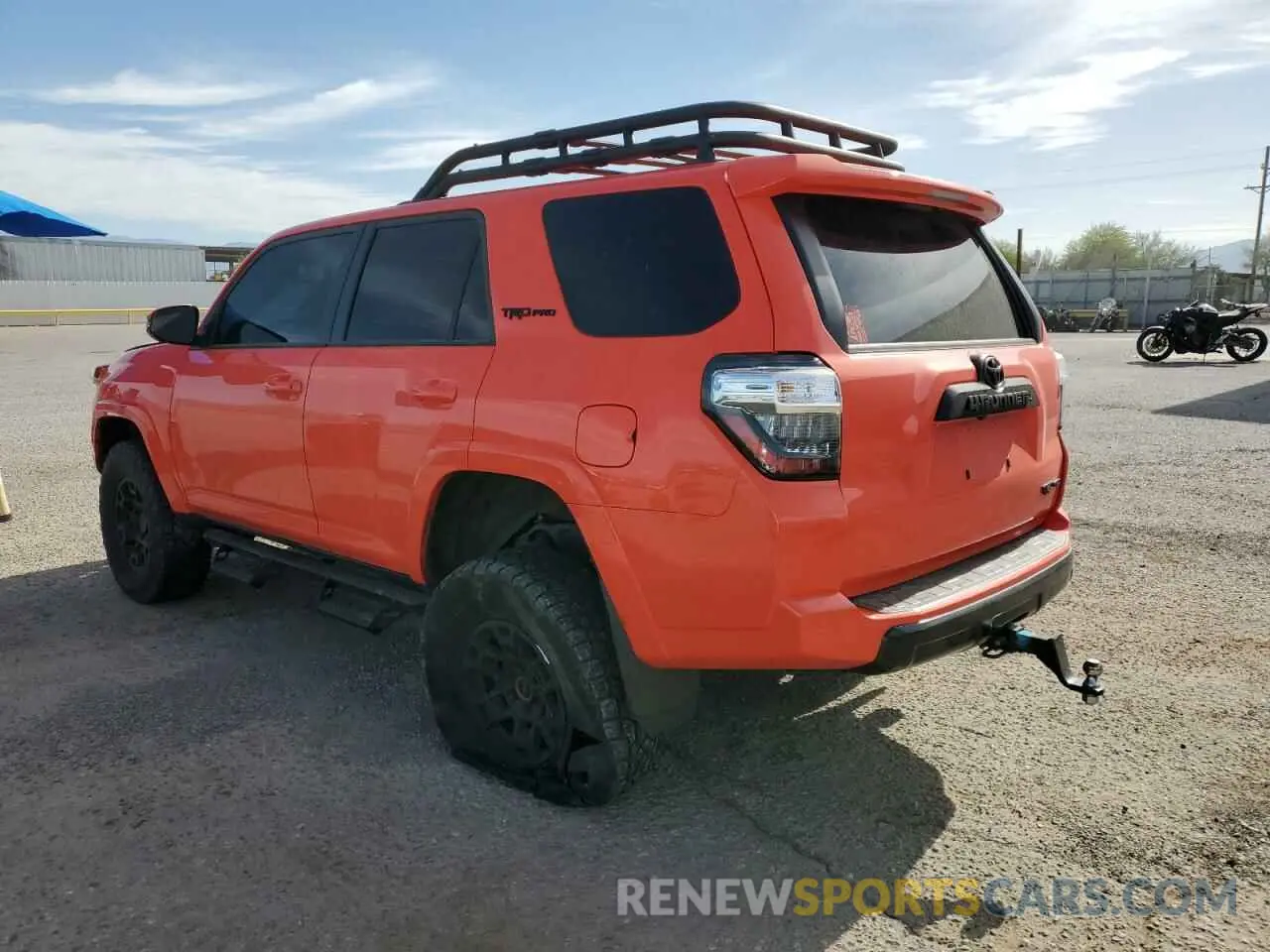 2 Photograph of a damaged car JTELU5JR0P6107502 TOYOTA 4RUNNER SE 2023