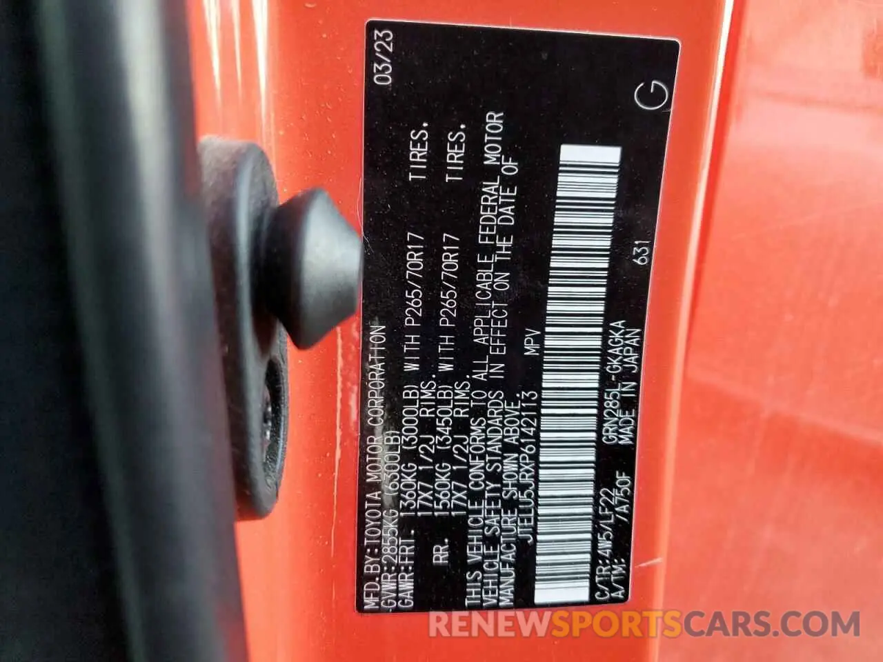 13 Photograph of a damaged car JTELU5JRXP6142113 TOYOTA 4RUNNER SE 2023