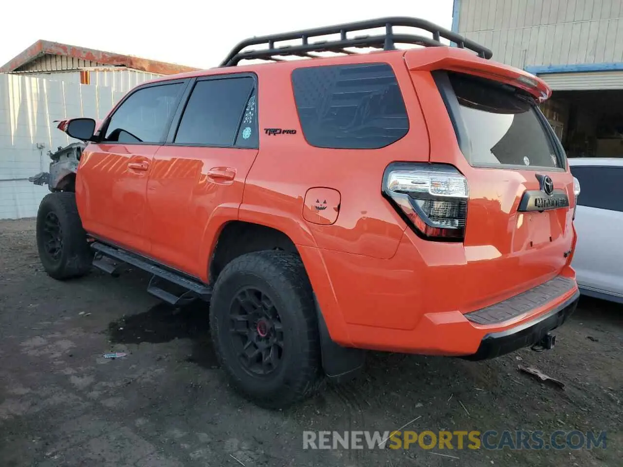 2 Photograph of a damaged car JTELU5JRXP6142113 TOYOTA 4RUNNER SE 2023