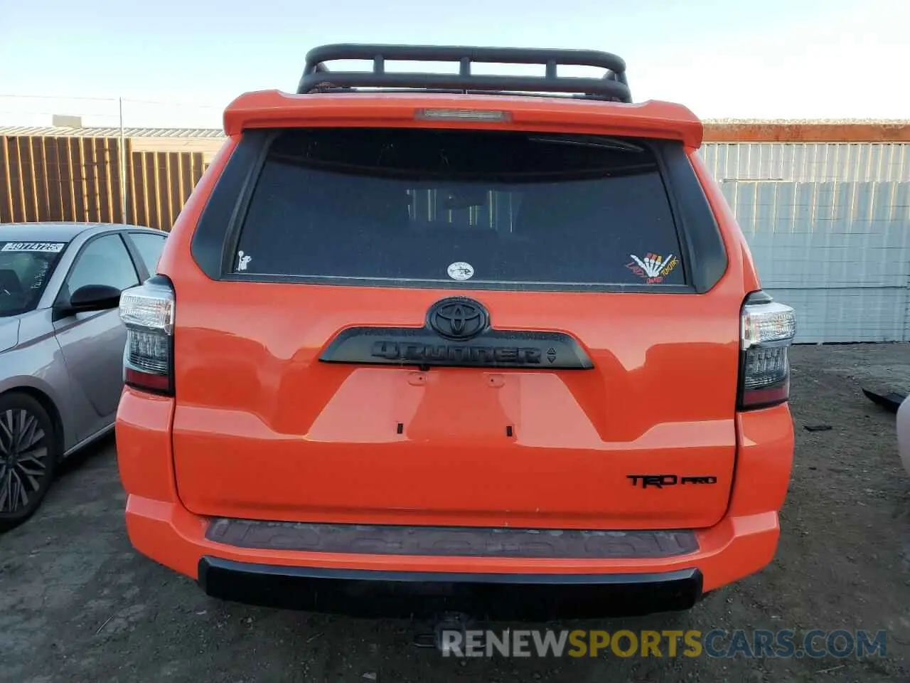 6 Photograph of a damaged car JTELU5JRXP6142113 TOYOTA 4RUNNER SE 2023