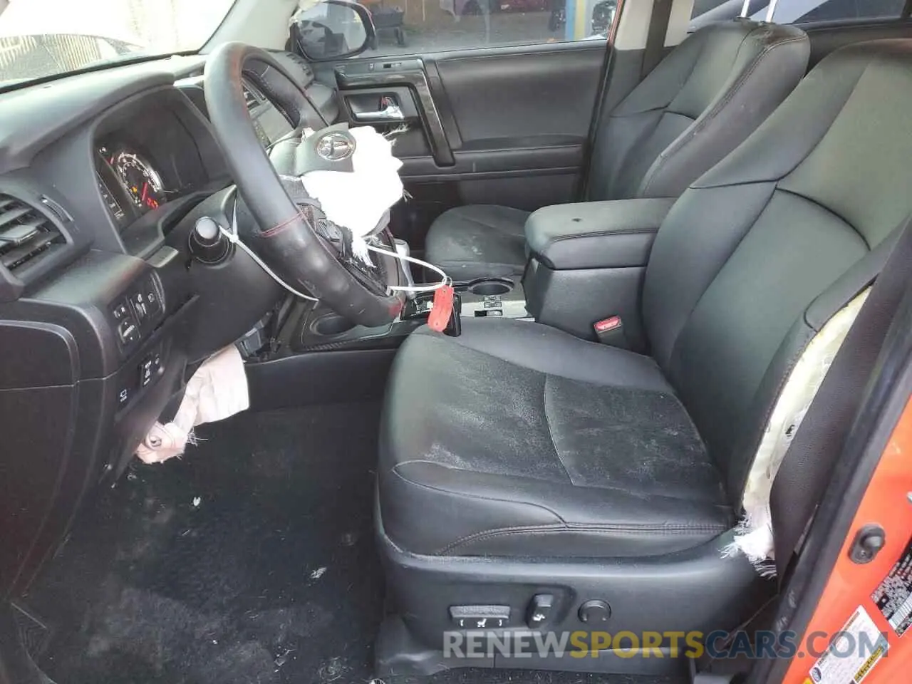 7 Photograph of a damaged car JTELU5JRXP6142113 TOYOTA 4RUNNER SE 2023