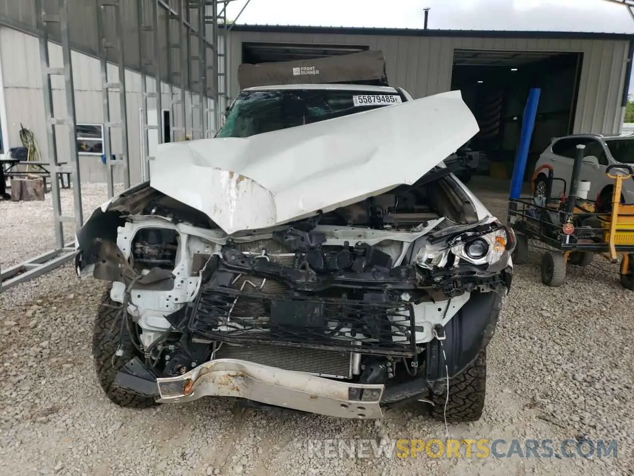 5 Photograph of a damaged car JTEMU5JR1P6101521 TOYOTA 4RUNNER SE 2023