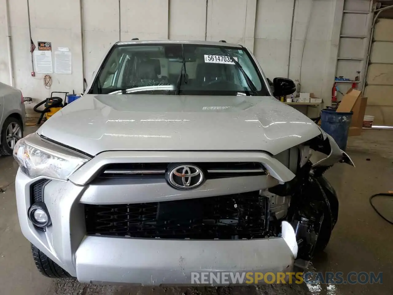 5 Photograph of a damaged car JTENU5JR0P6099717 TOYOTA 4RUNNER SE 2023