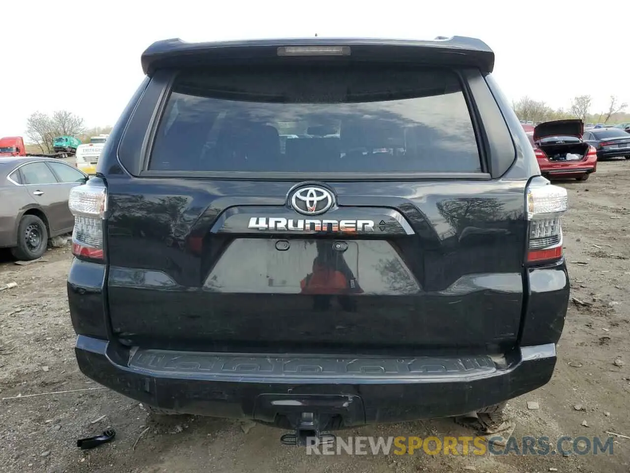 6 Photograph of a damaged car JTENU5JR0P6135311 TOYOTA 4RUNNER SE 2023