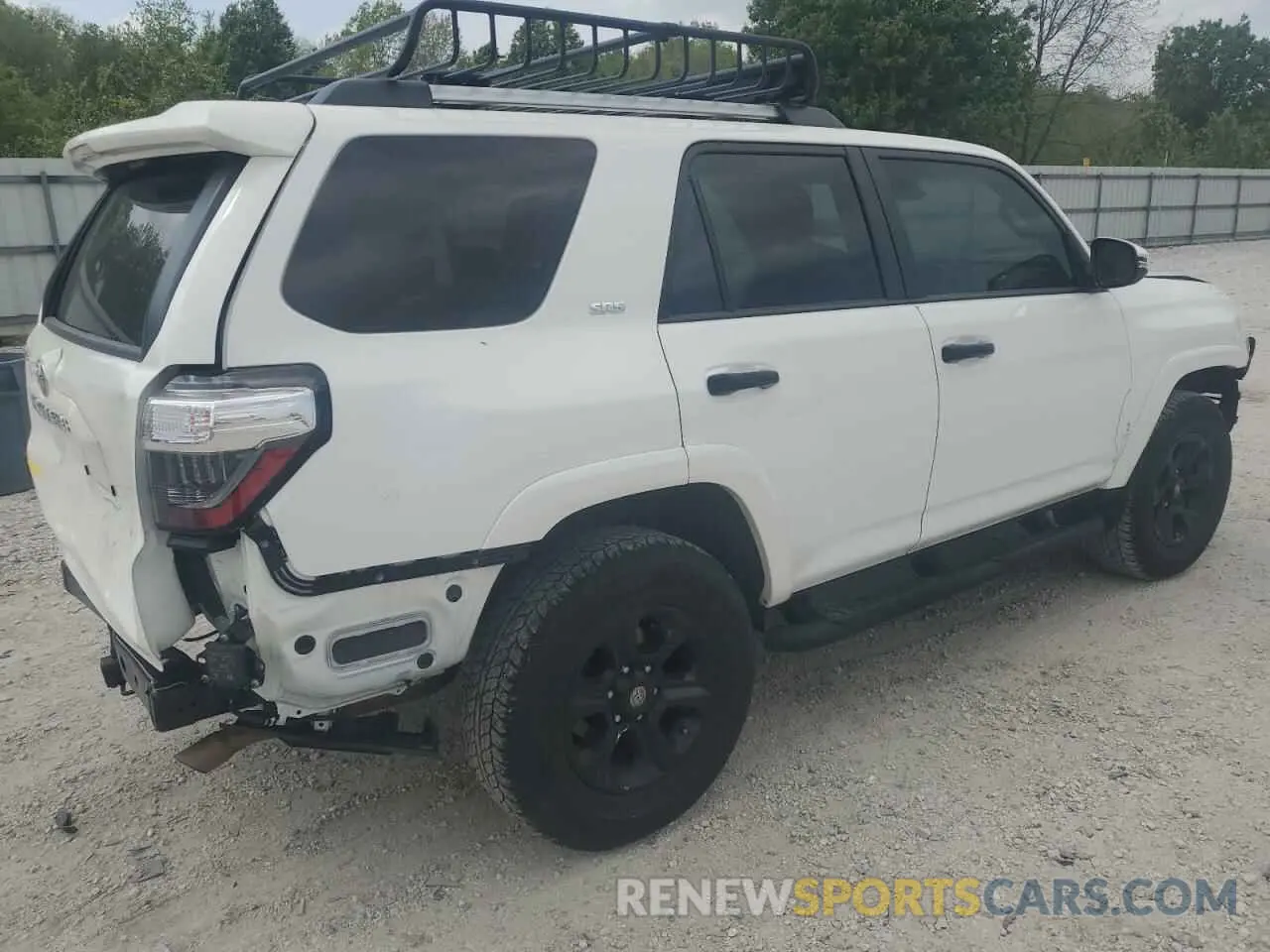 3 Photograph of a damaged car JTENU5JR0P6153775 TOYOTA 4RUNNER SE 2023