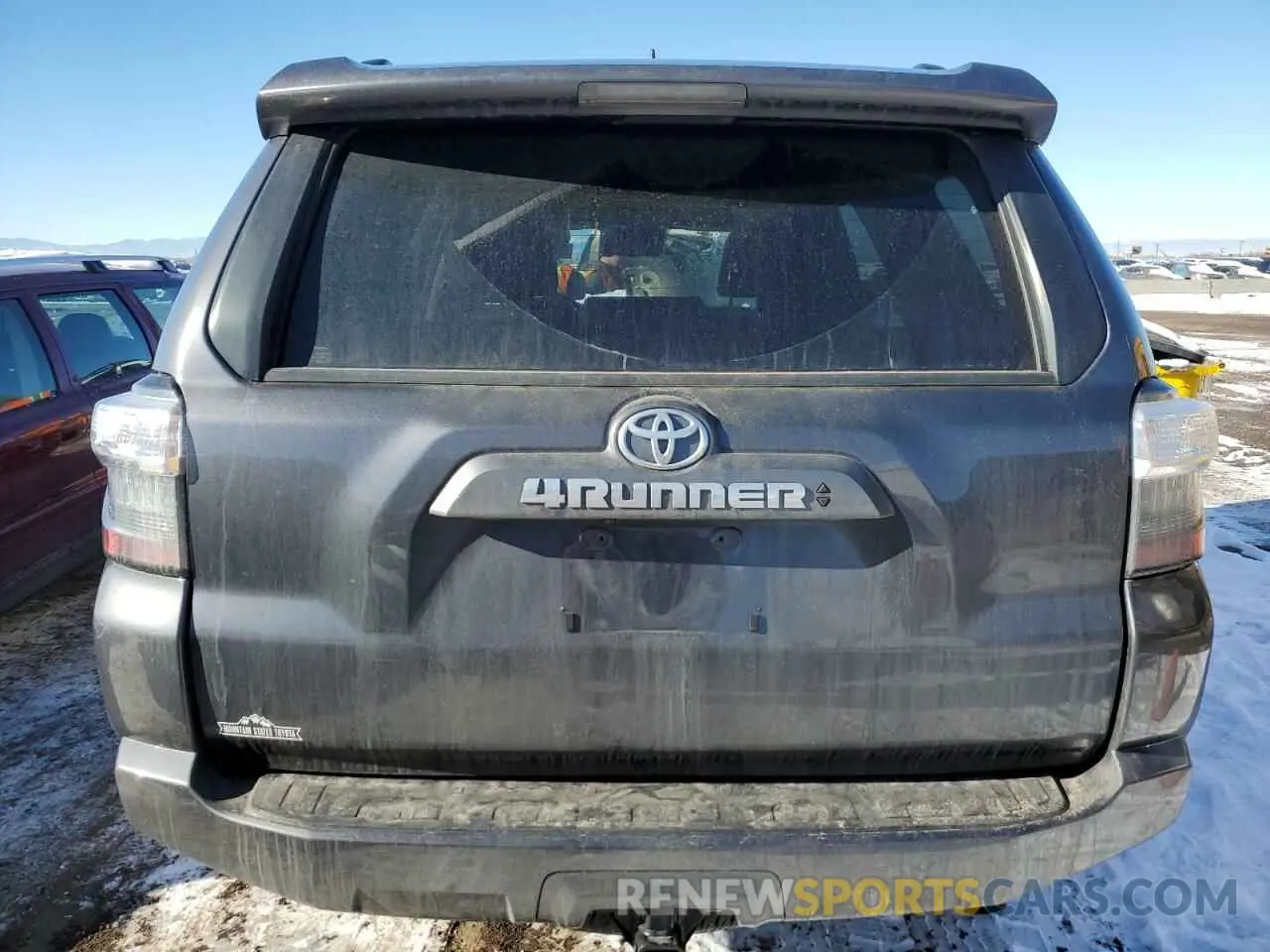 6 Photograph of a damaged car JTENU5JR0P6185450 TOYOTA 4RUNNER SE 2023