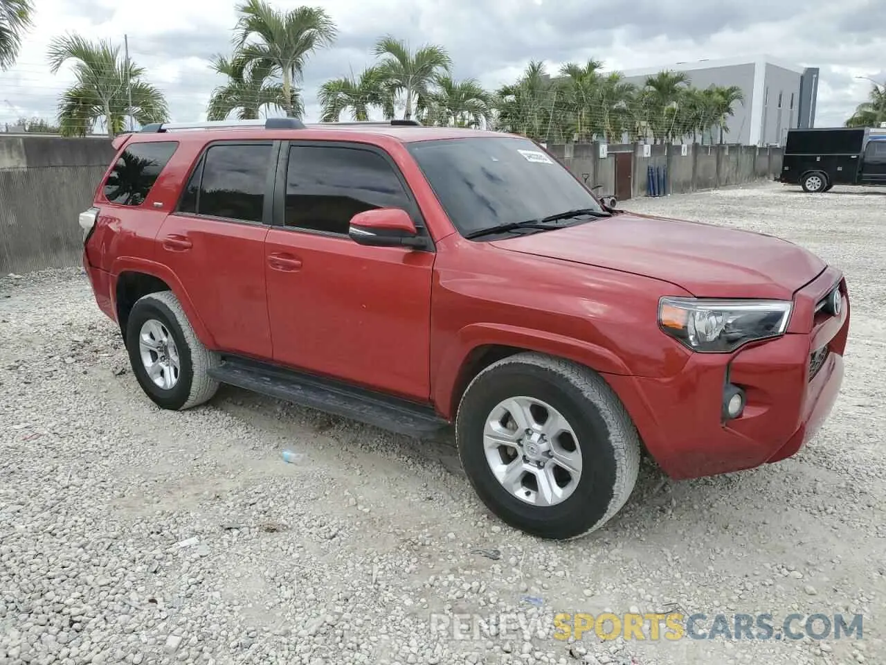 4 Photograph of a damaged car JTENU5JR1P6090671 TOYOTA 4RUNNER SE 2023
