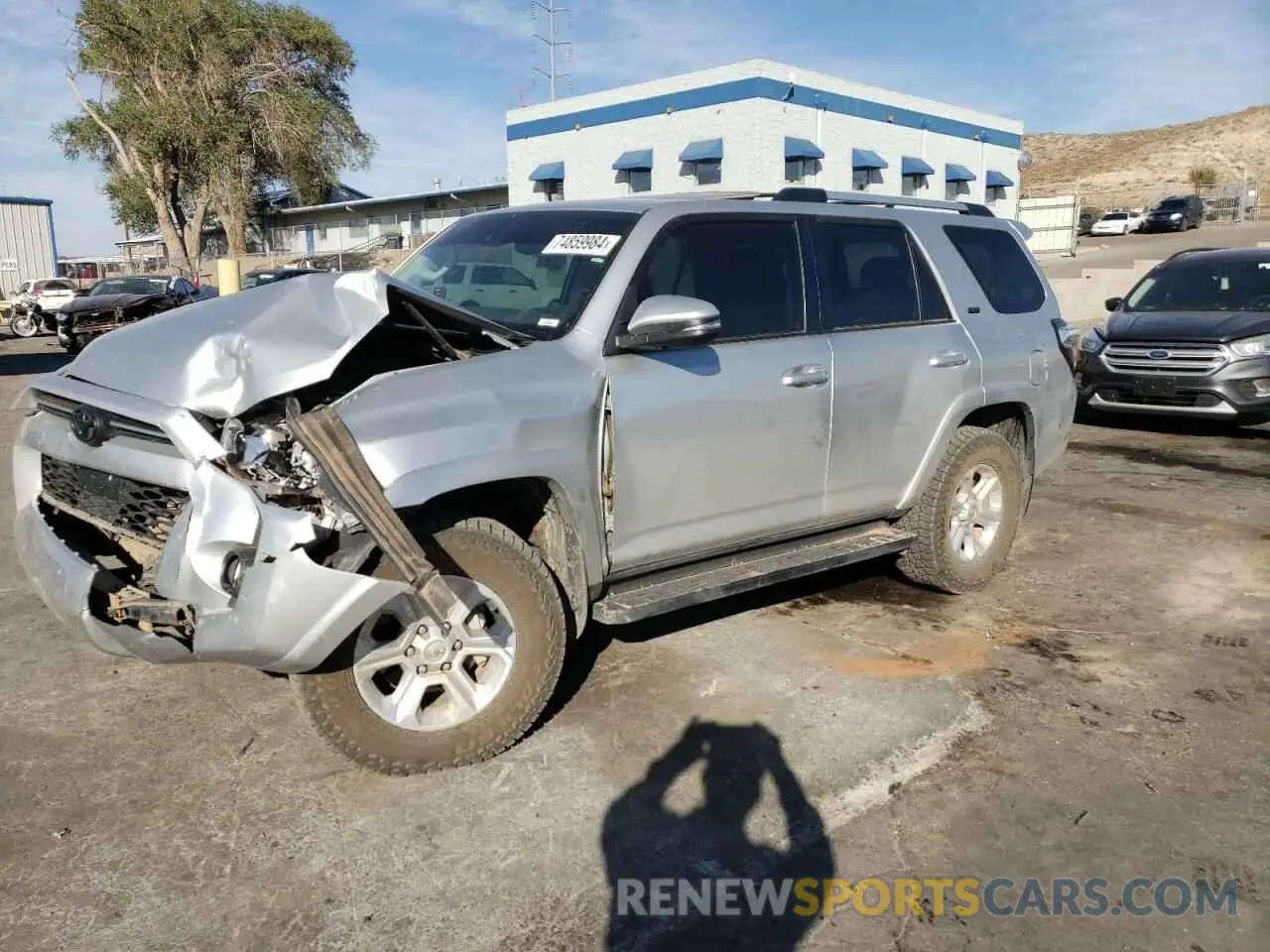 1 Photograph of a damaged car JTENU5JR1P6090752 TOYOTA 4RUNNER SE 2023
