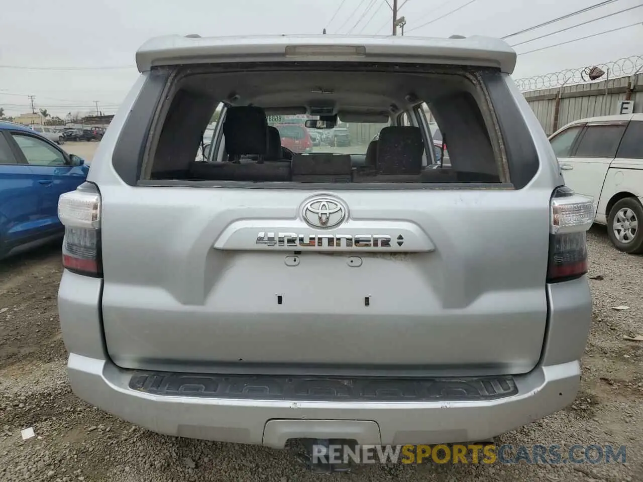 6 Photograph of a damaged car JTENU5JR2P6140235 TOYOTA 4RUNNER SE 2023