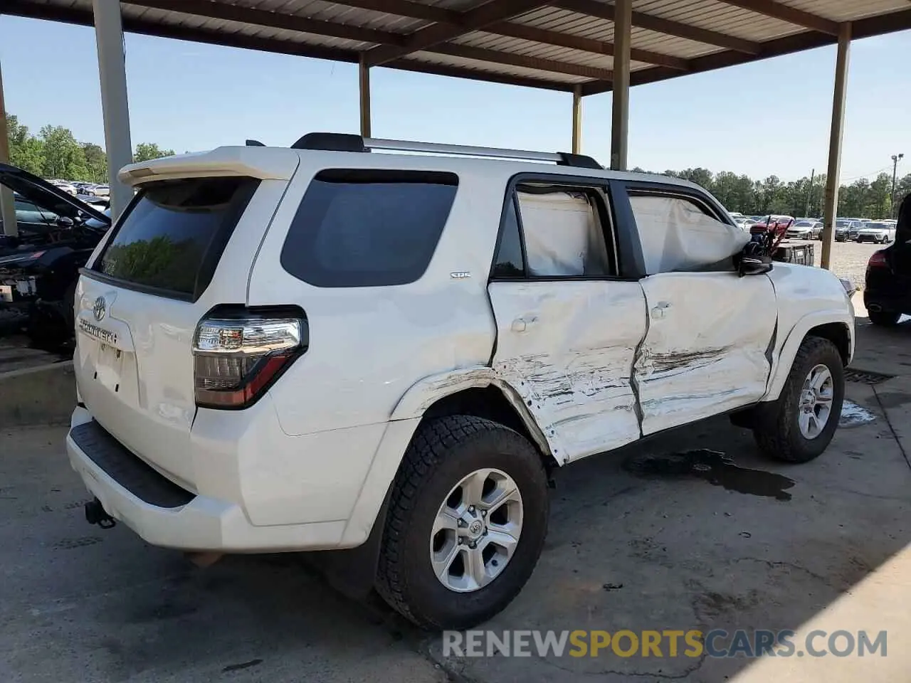 3 Photograph of a damaged car JTENU5JR7P6103309 TOYOTA 4RUNNER SE 2023