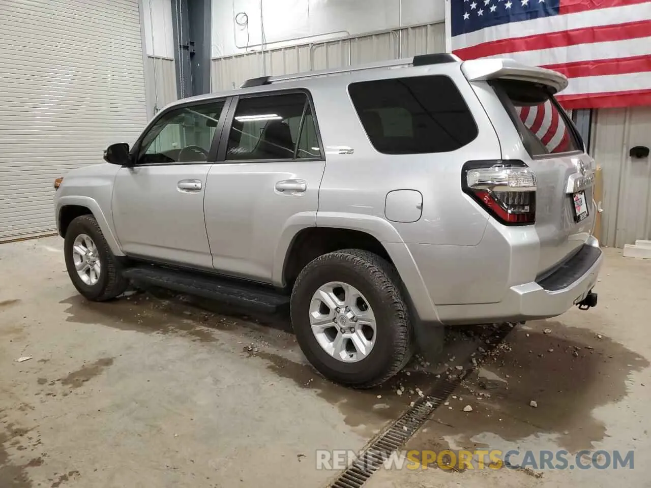 2 Photograph of a damaged car JTENU5JR8P6143091 TOYOTA 4RUNNER SE 2023