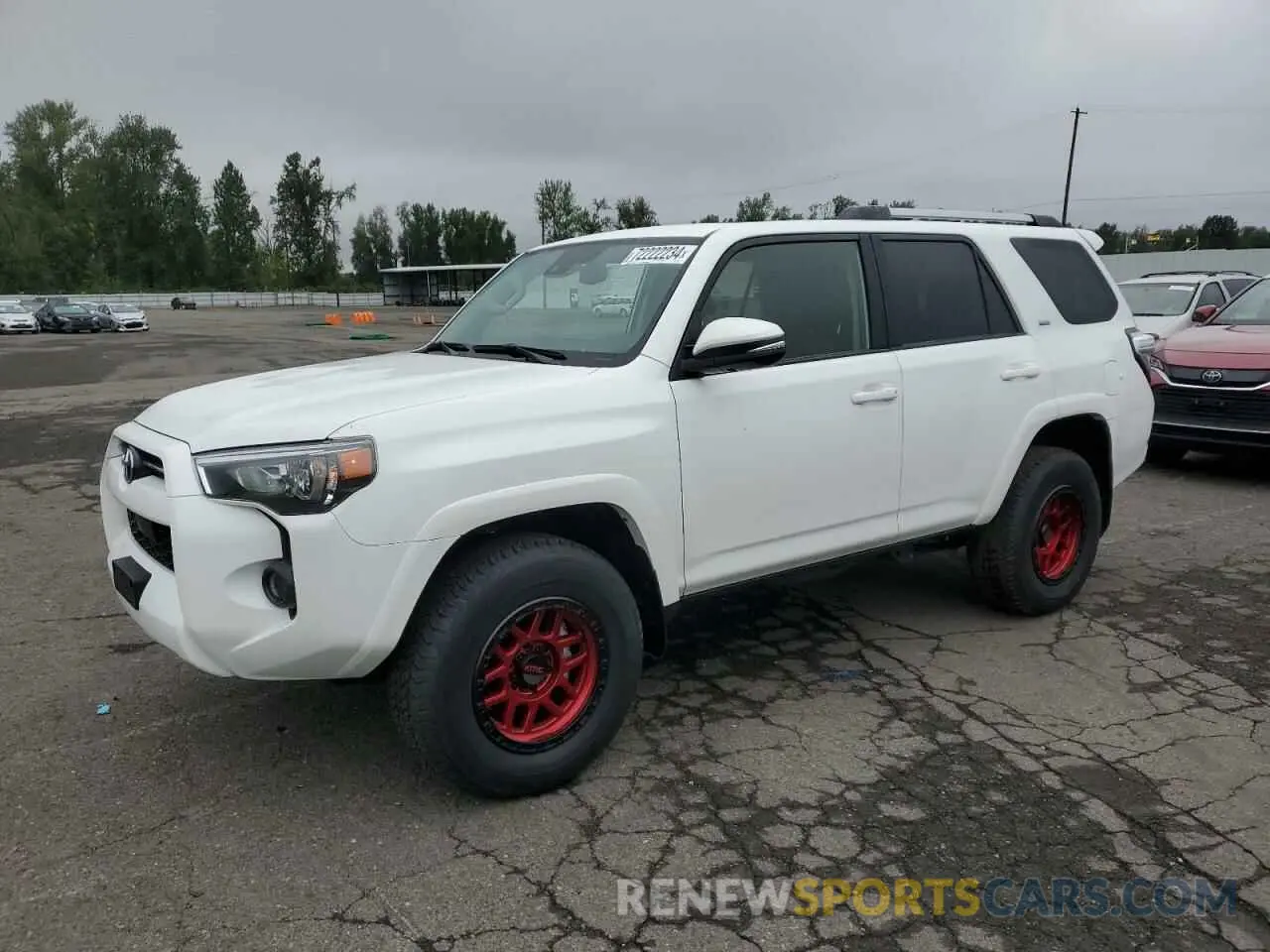 1 Photograph of a damaged car JTENU5JR8P6169738 TOYOTA 4RUNNER SE 2023